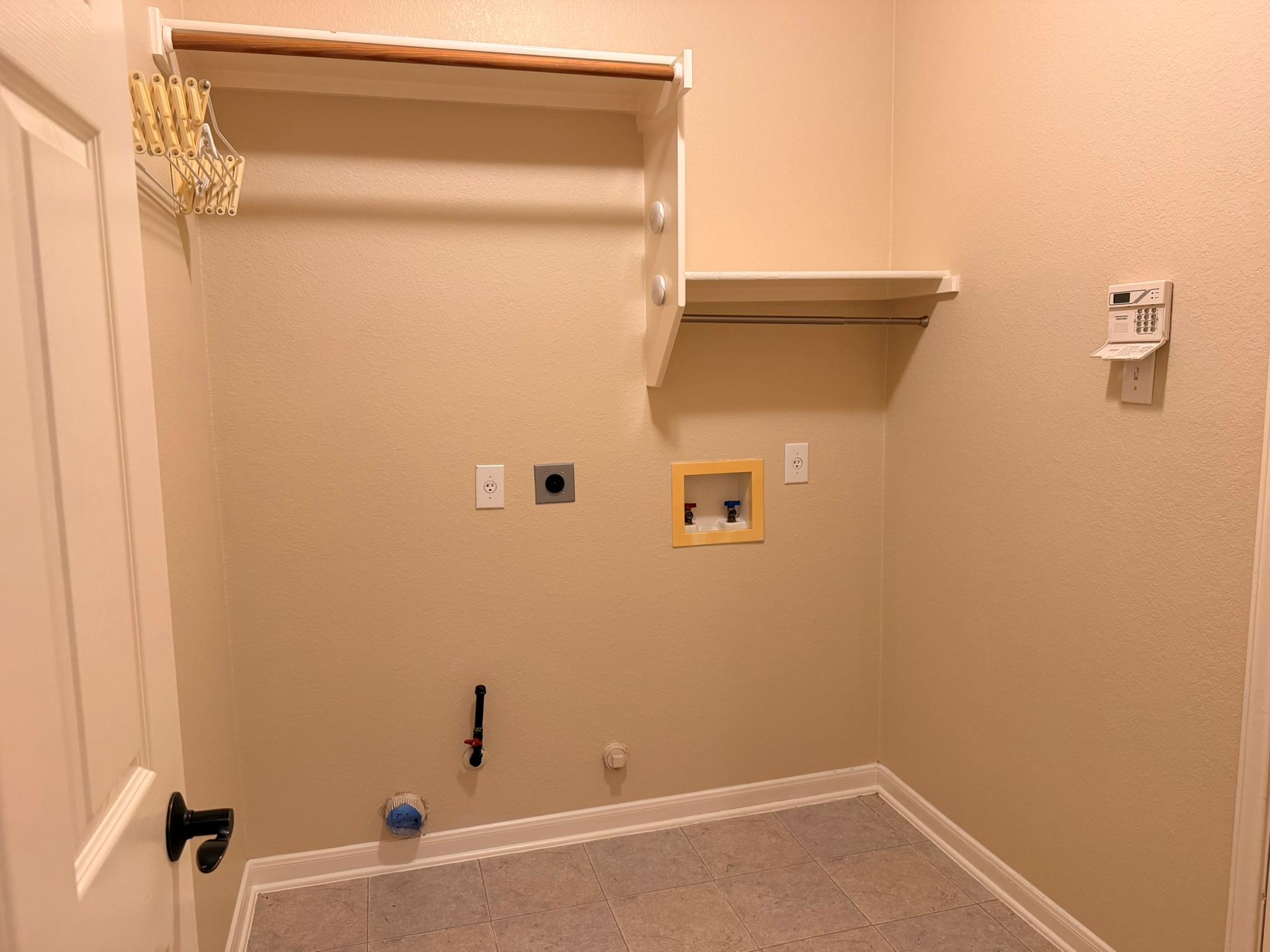 1812 Montana Sky Dr Property Photo 9