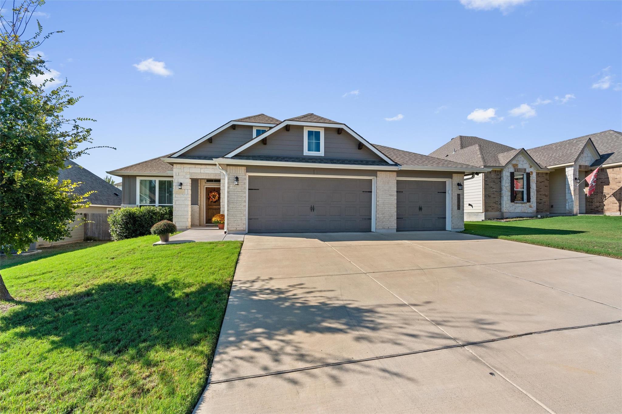 4152 Aransas Dr Property Photo 1