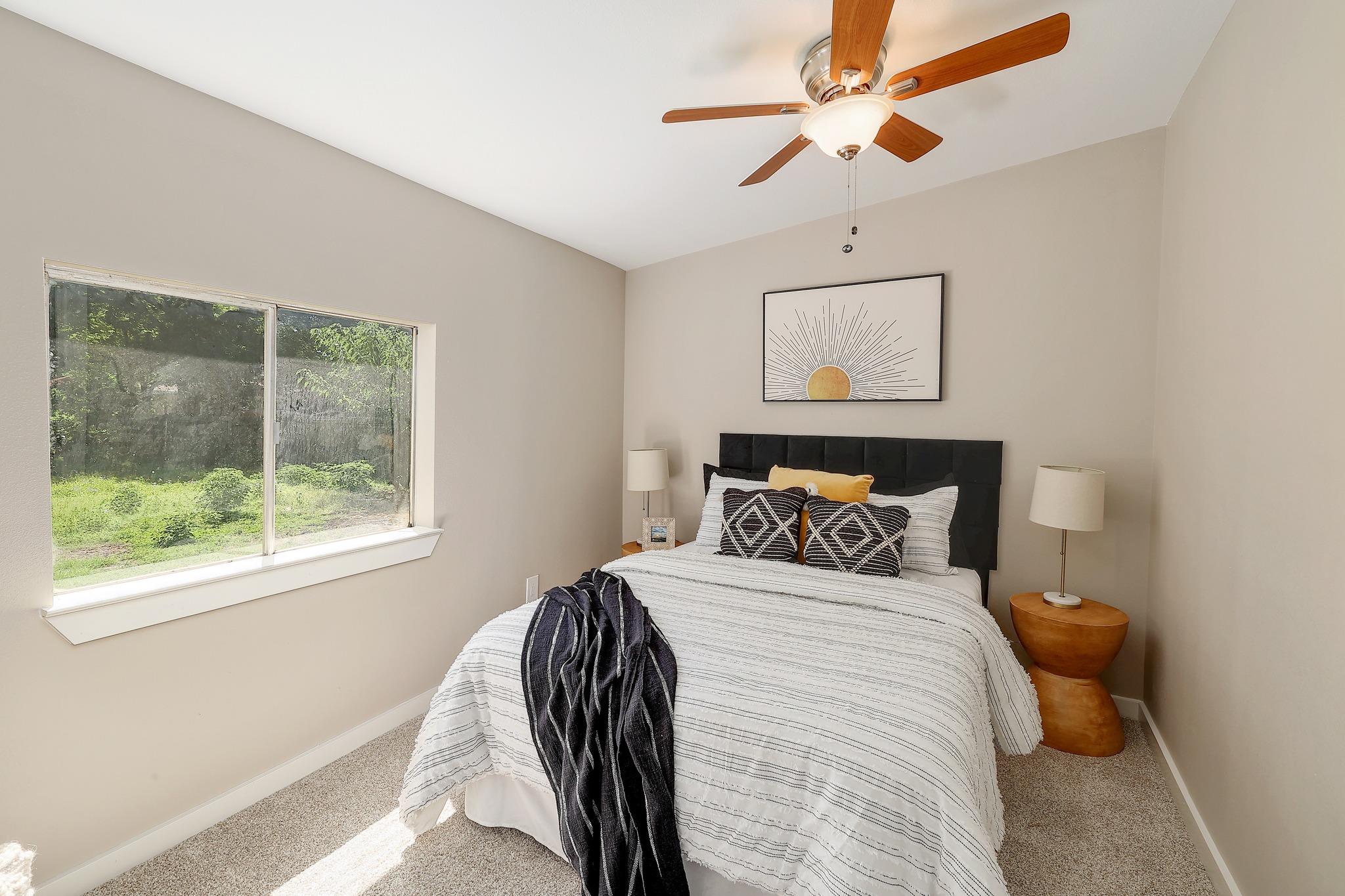 1104 Kimbro St Property Photo 14