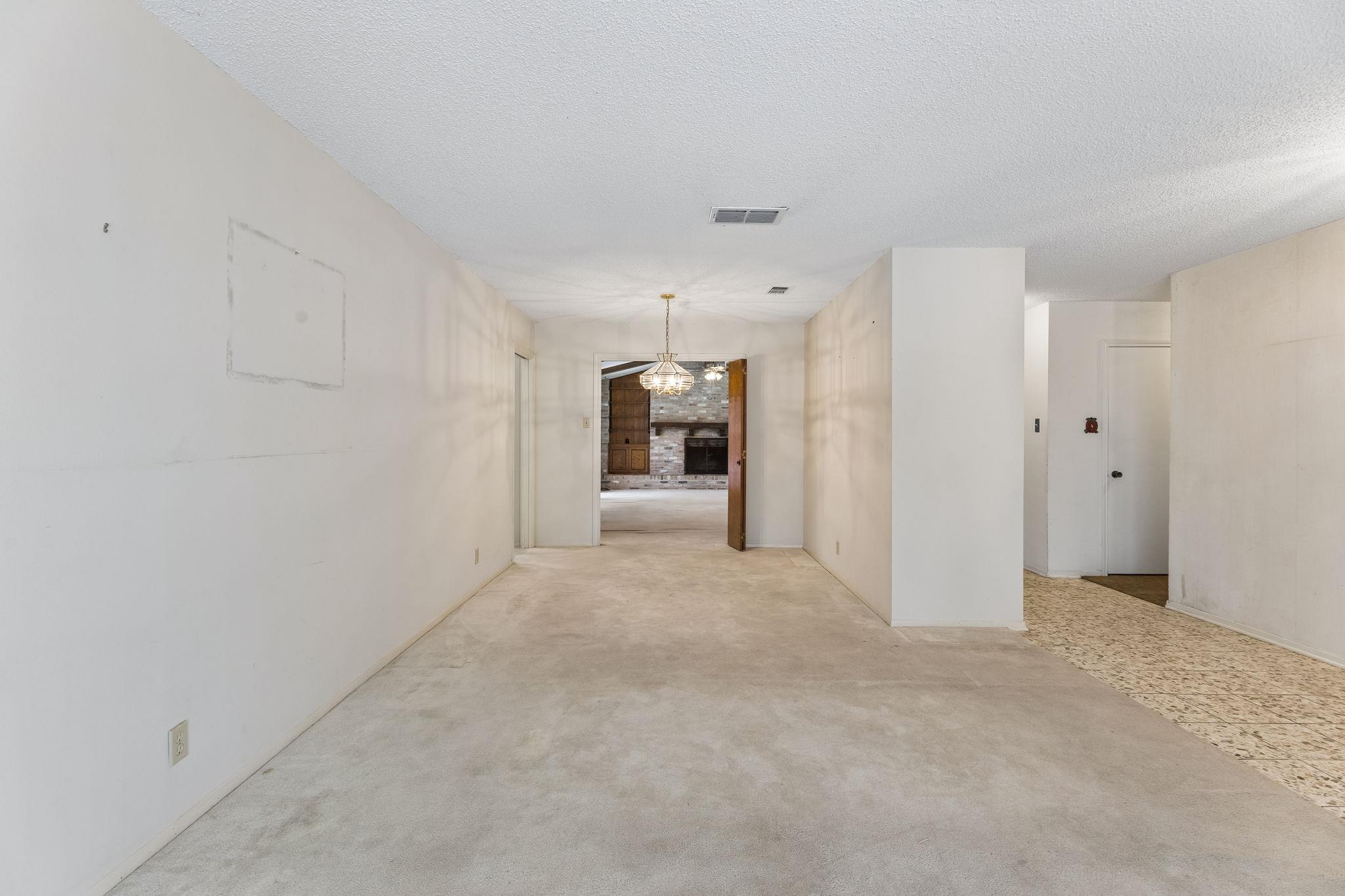 2509 Toulouse Dr Property Photo 8