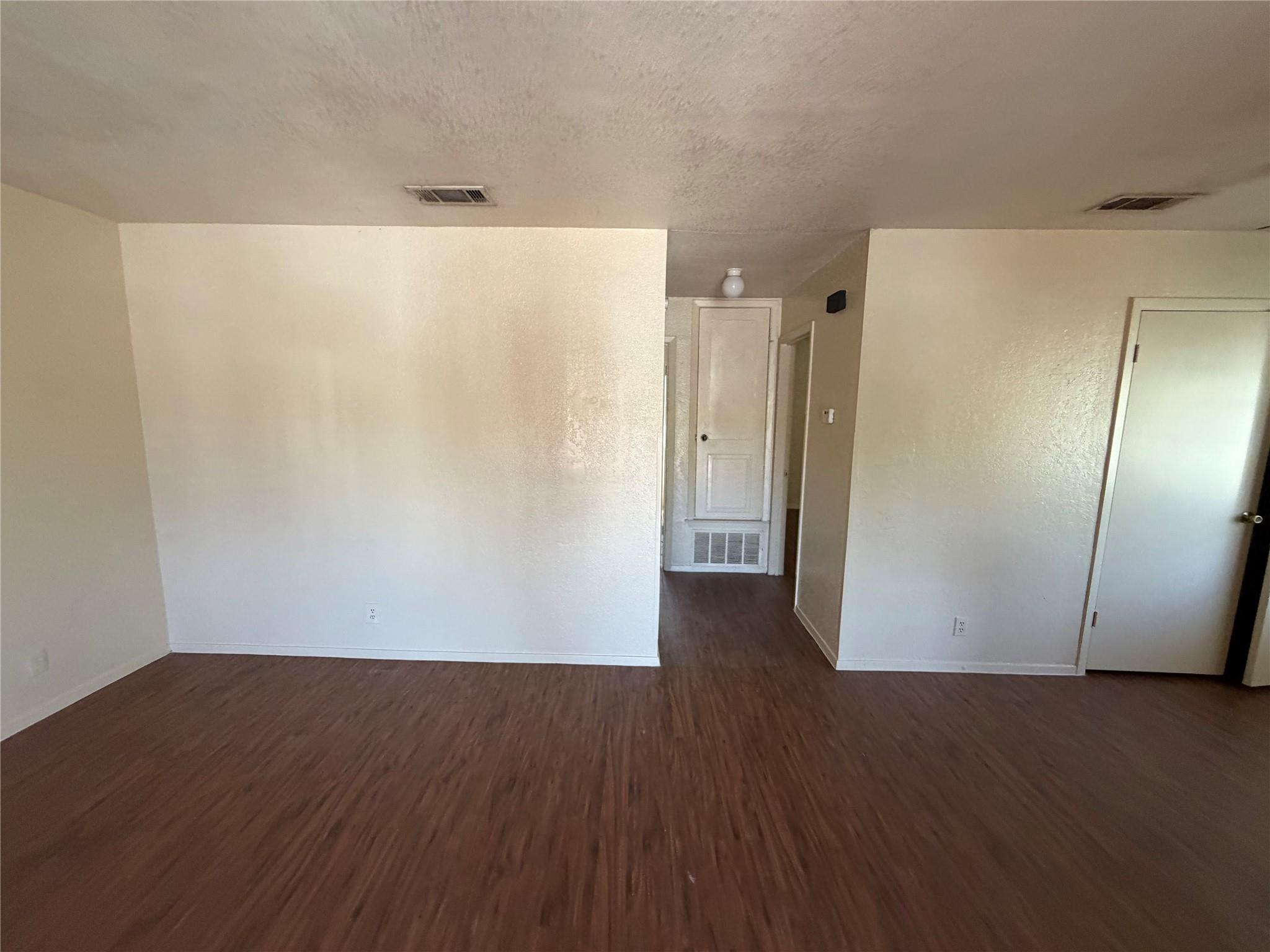 2203 Leah Cv #d Property Photo 2