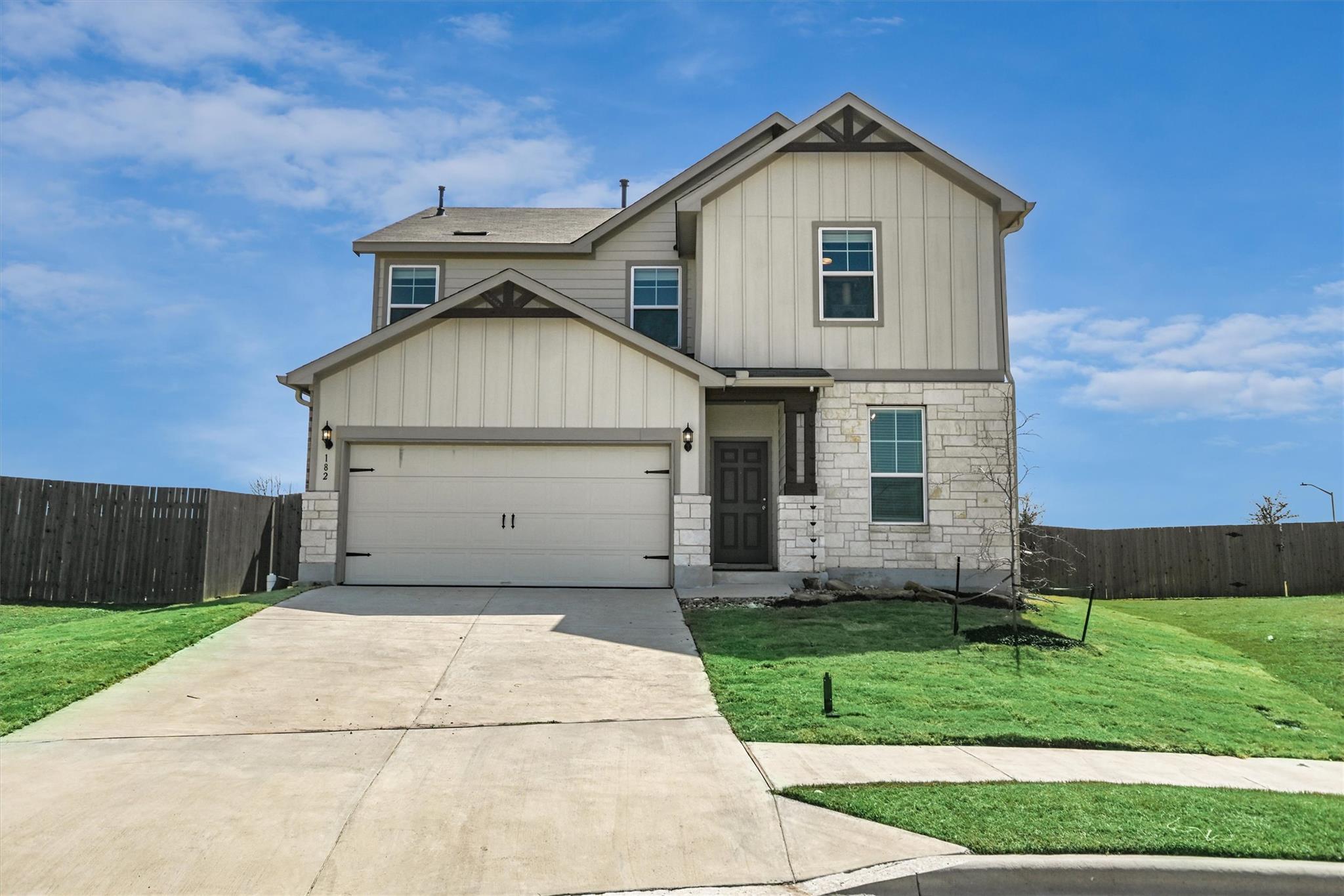 182 Bayberry Cir Property Photo