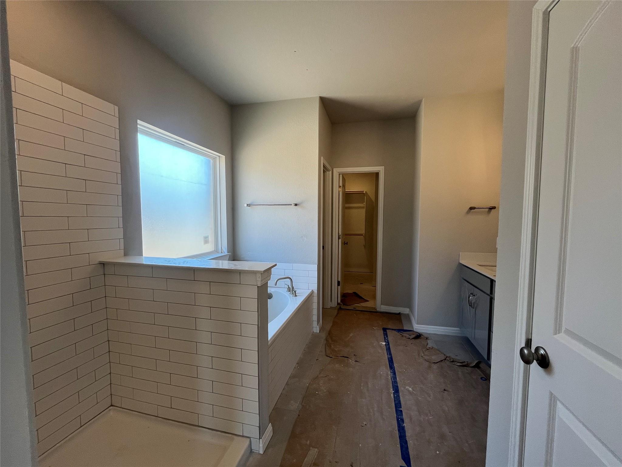 2444 Walking Y Rd Property Photo 21