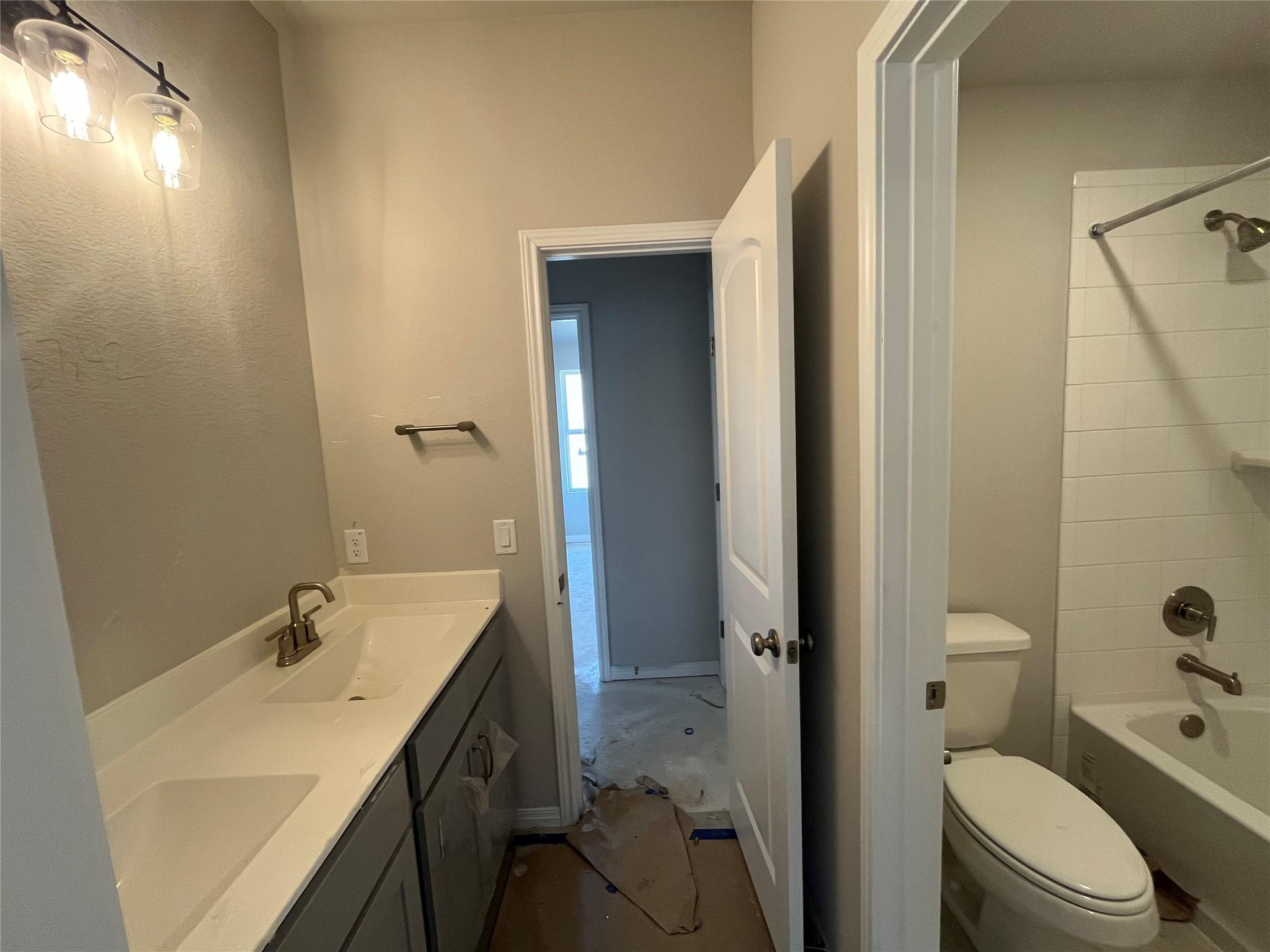 2444 Walking Y Rd Property Photo 29