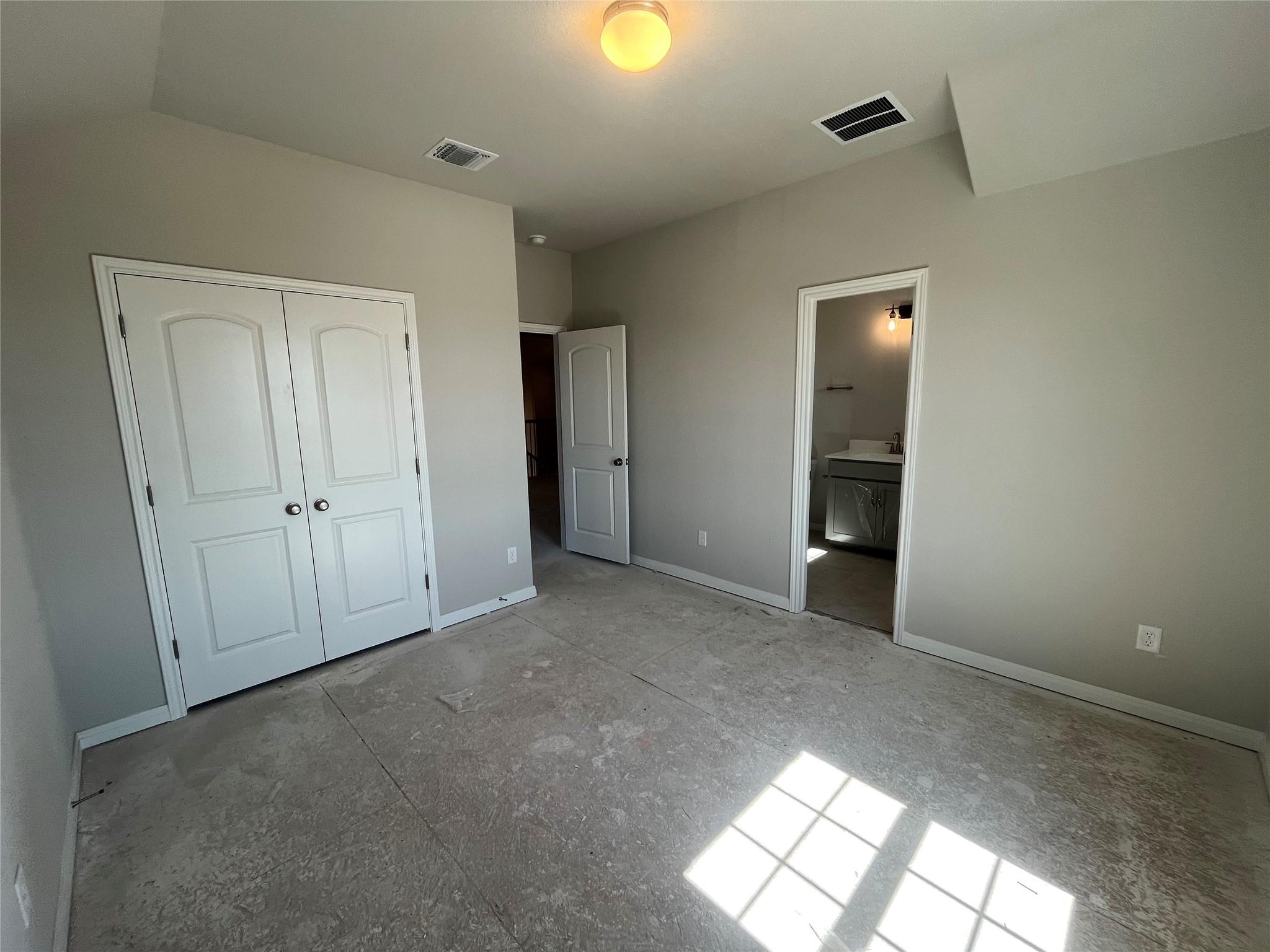 2444 Walking Y Rd Property Photo 31