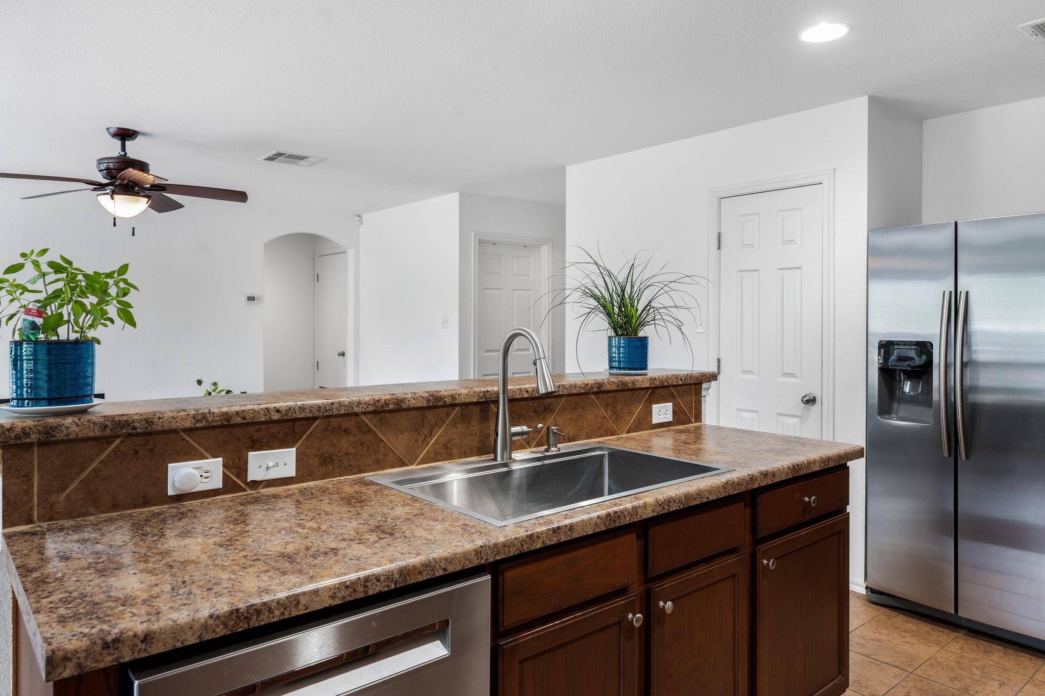 150 Breccia Cv Property Photo 7