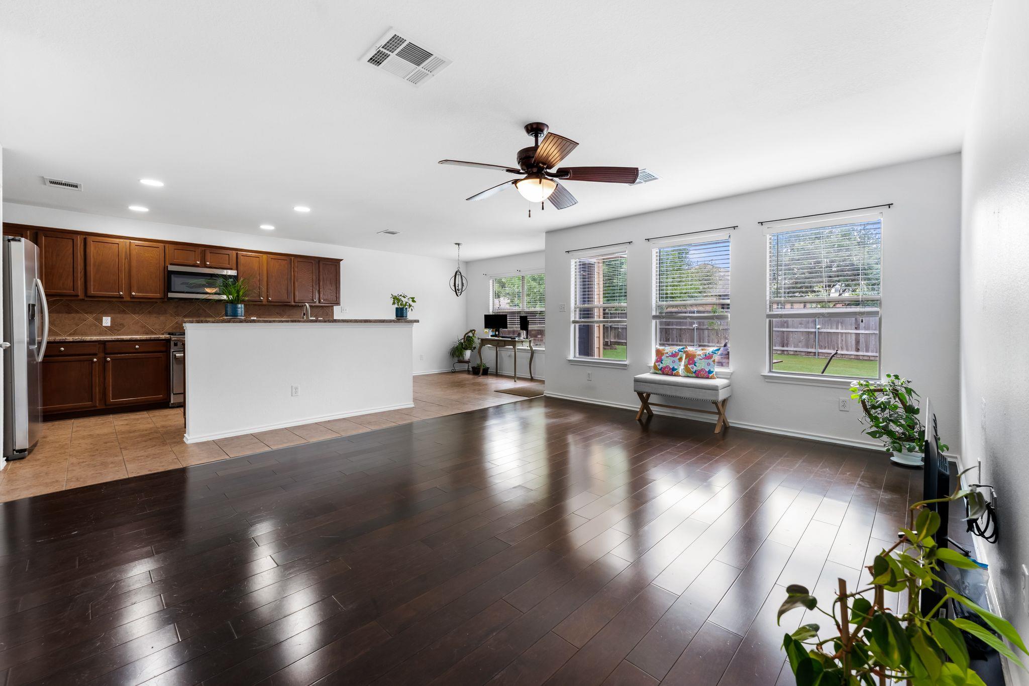 150 Breccia Cv Property Photo 12