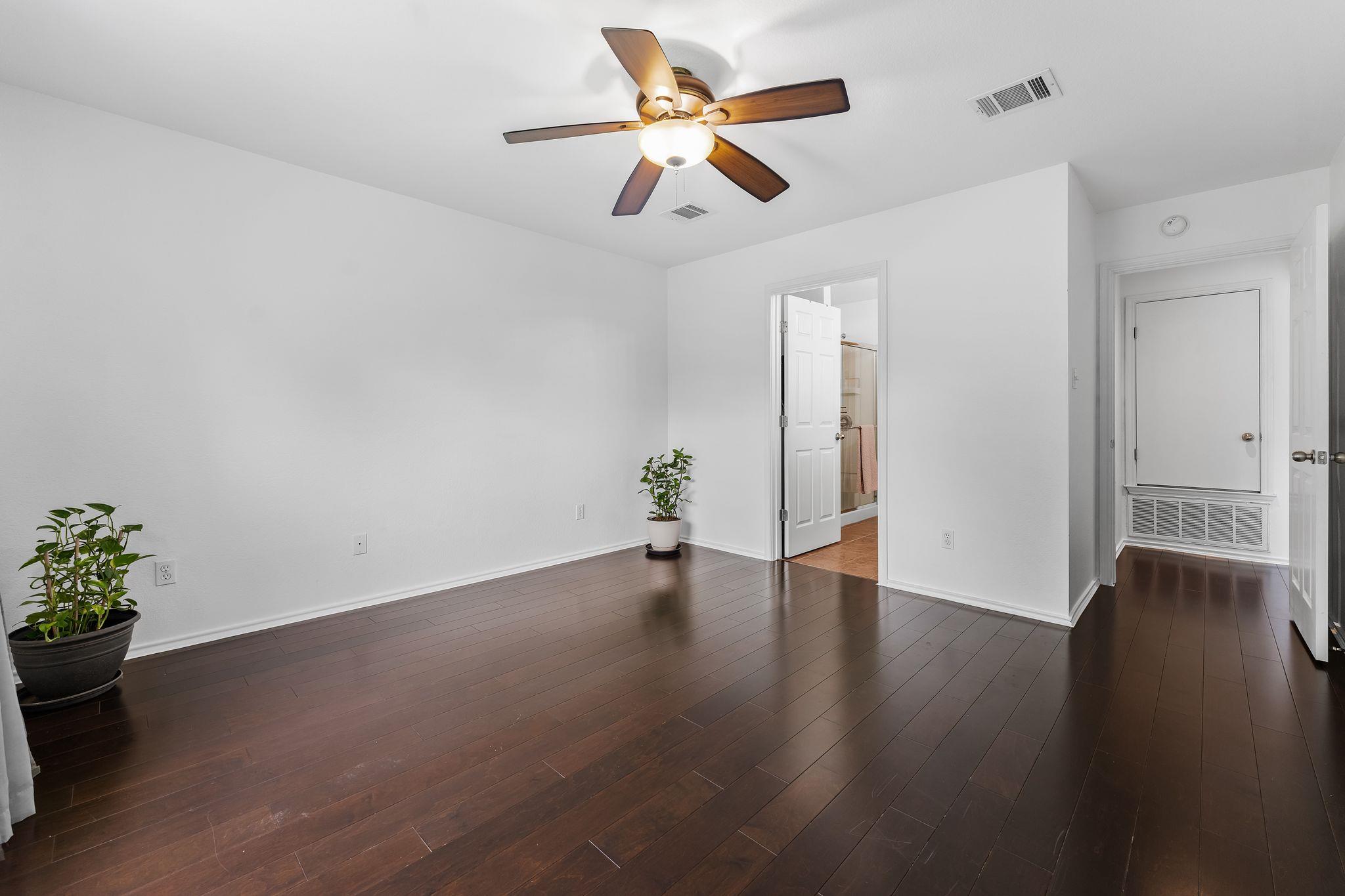 150 Breccia Cv Property Photo 16