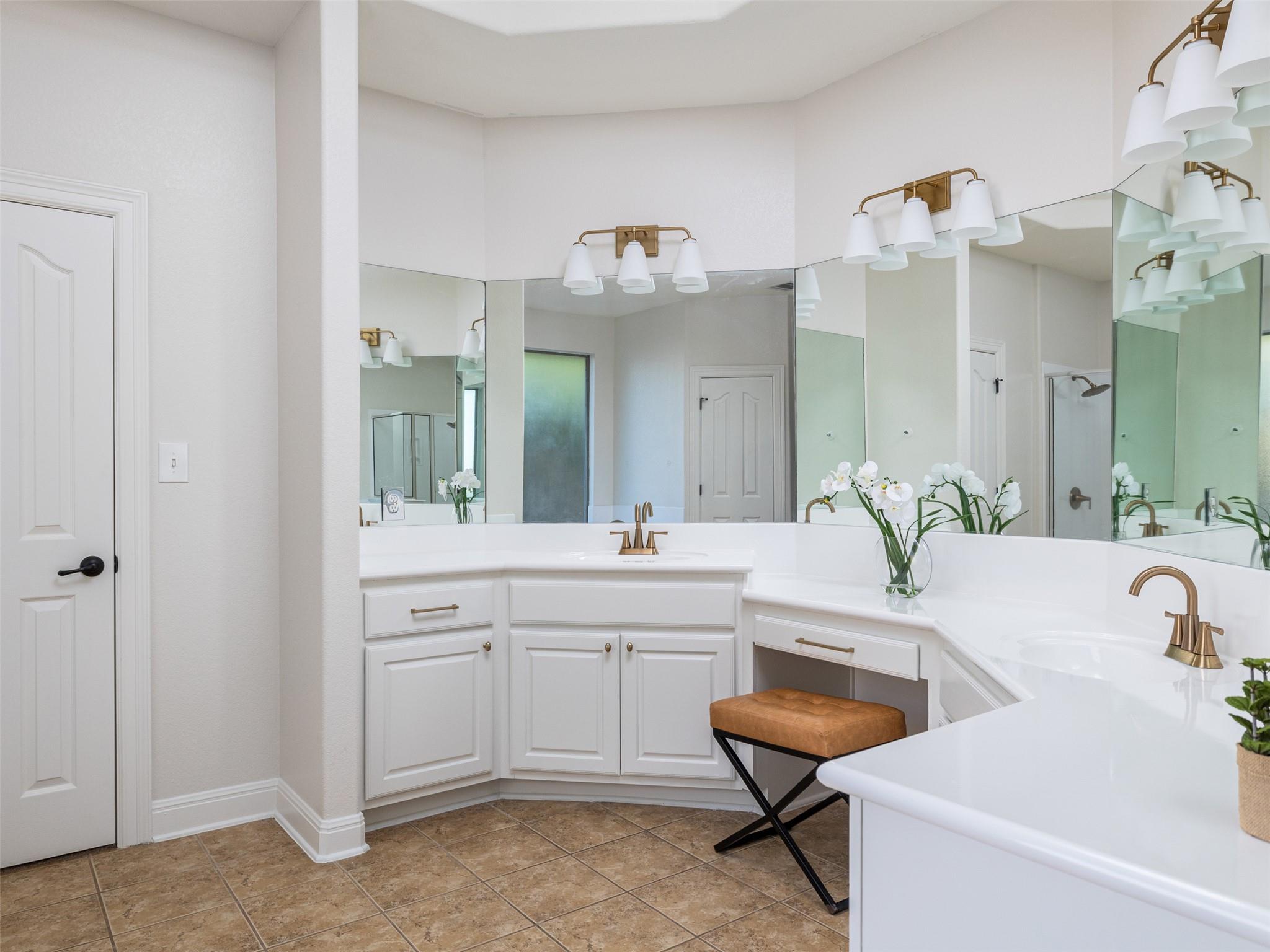 2709 Deep River Cir Property Photo 18