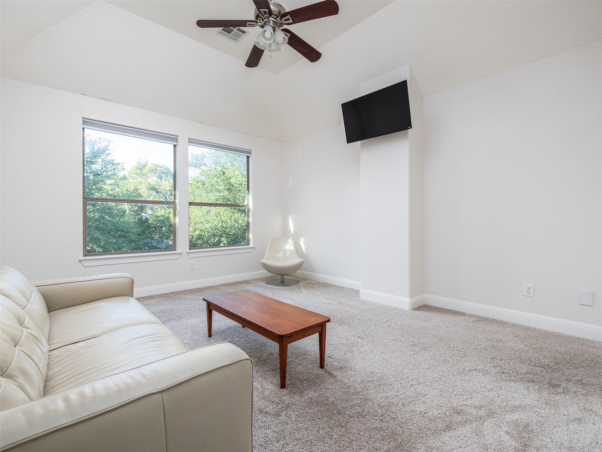 2709 Deep River Cir Property Photo 27