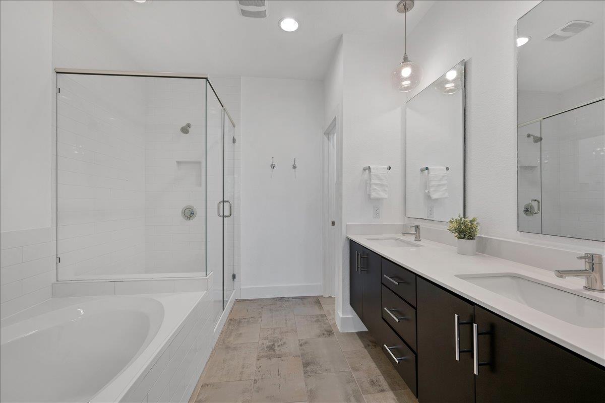 8922 Menchaca Rd #102 Property Photo 23