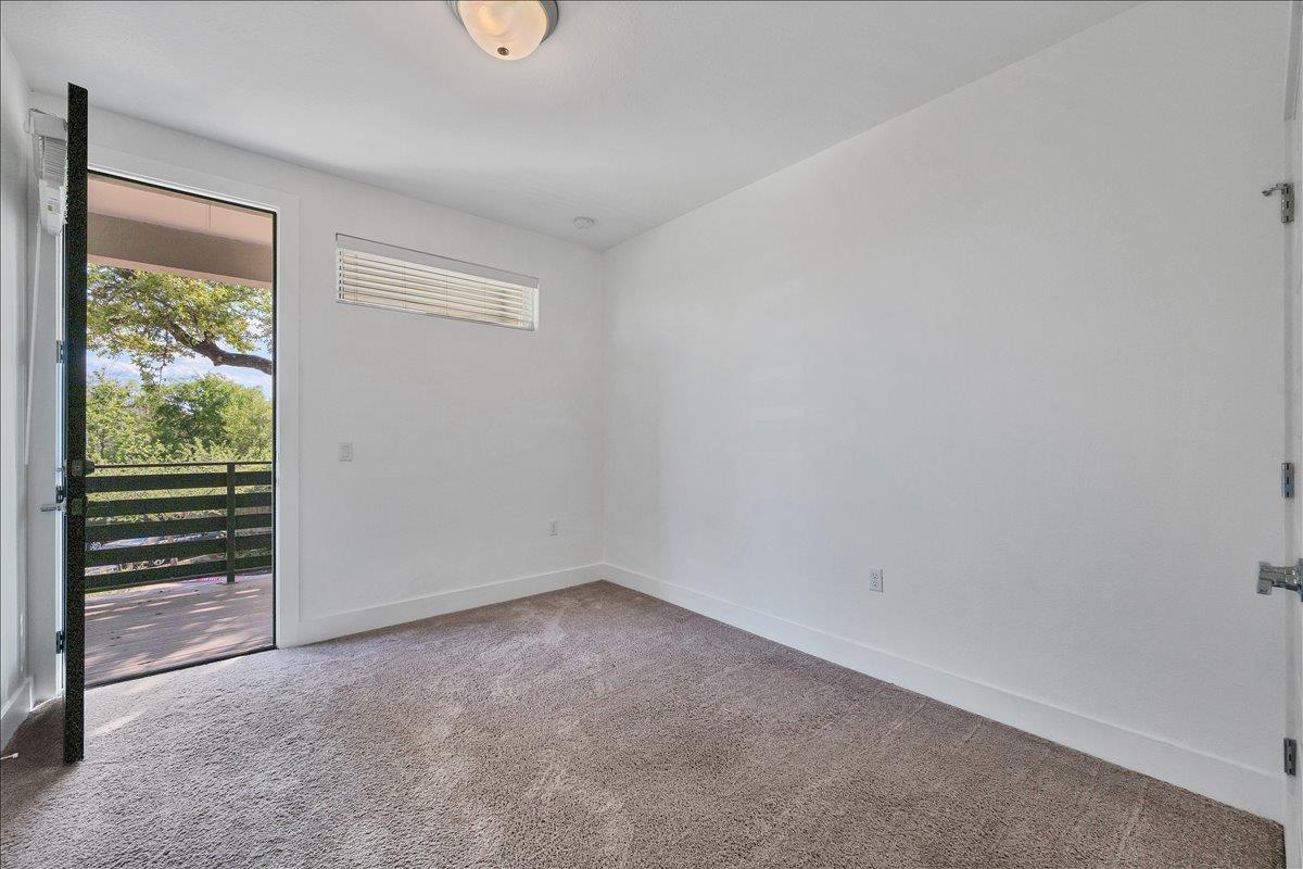 8922 Menchaca Rd #102 Property Photo 29