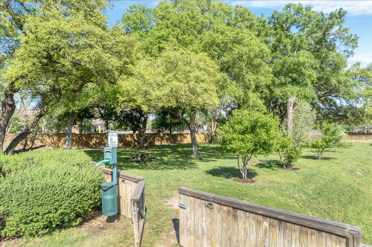 8922 Menchaca Rd #102 Property Photo 36