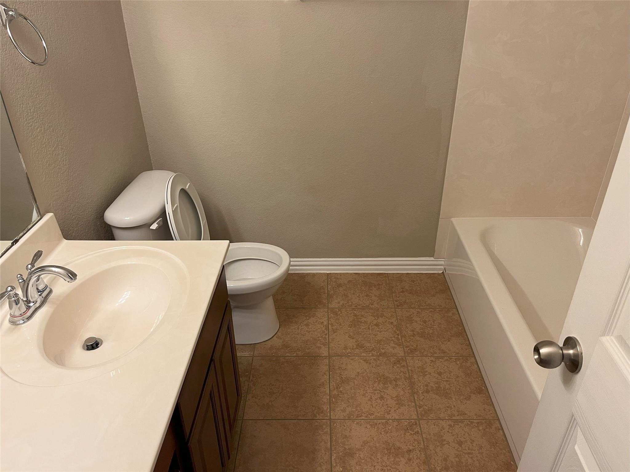 2375 Garlic Creek Dr Property Photo 12
