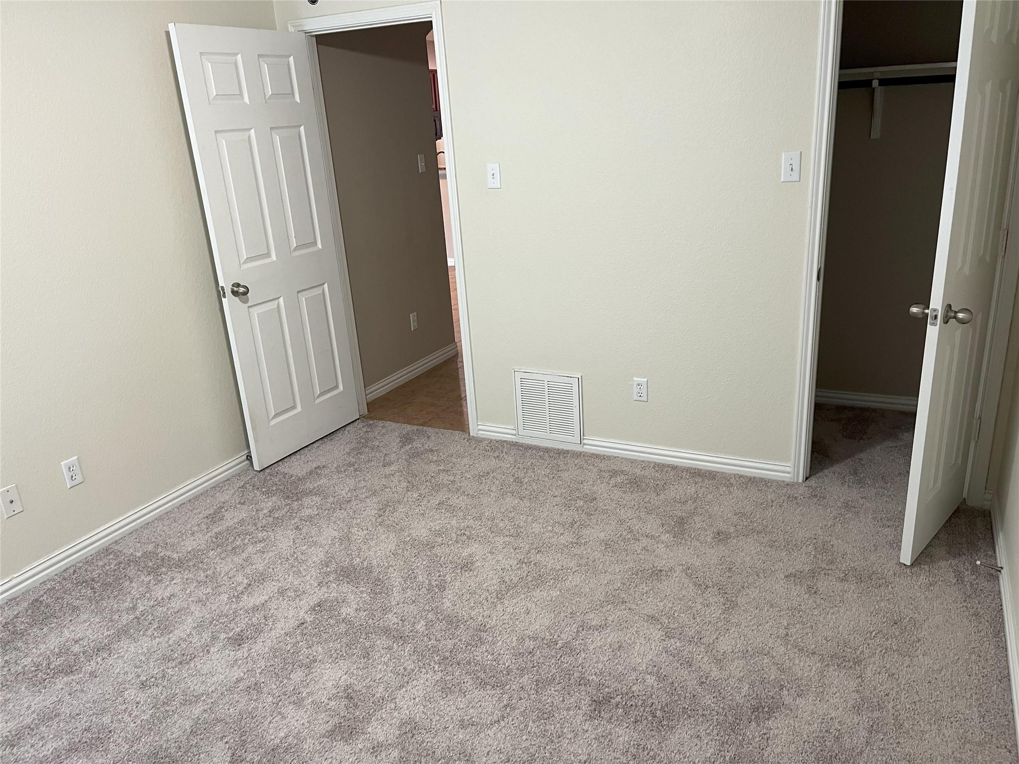 2375 Garlic Creek Dr Property Photo 13