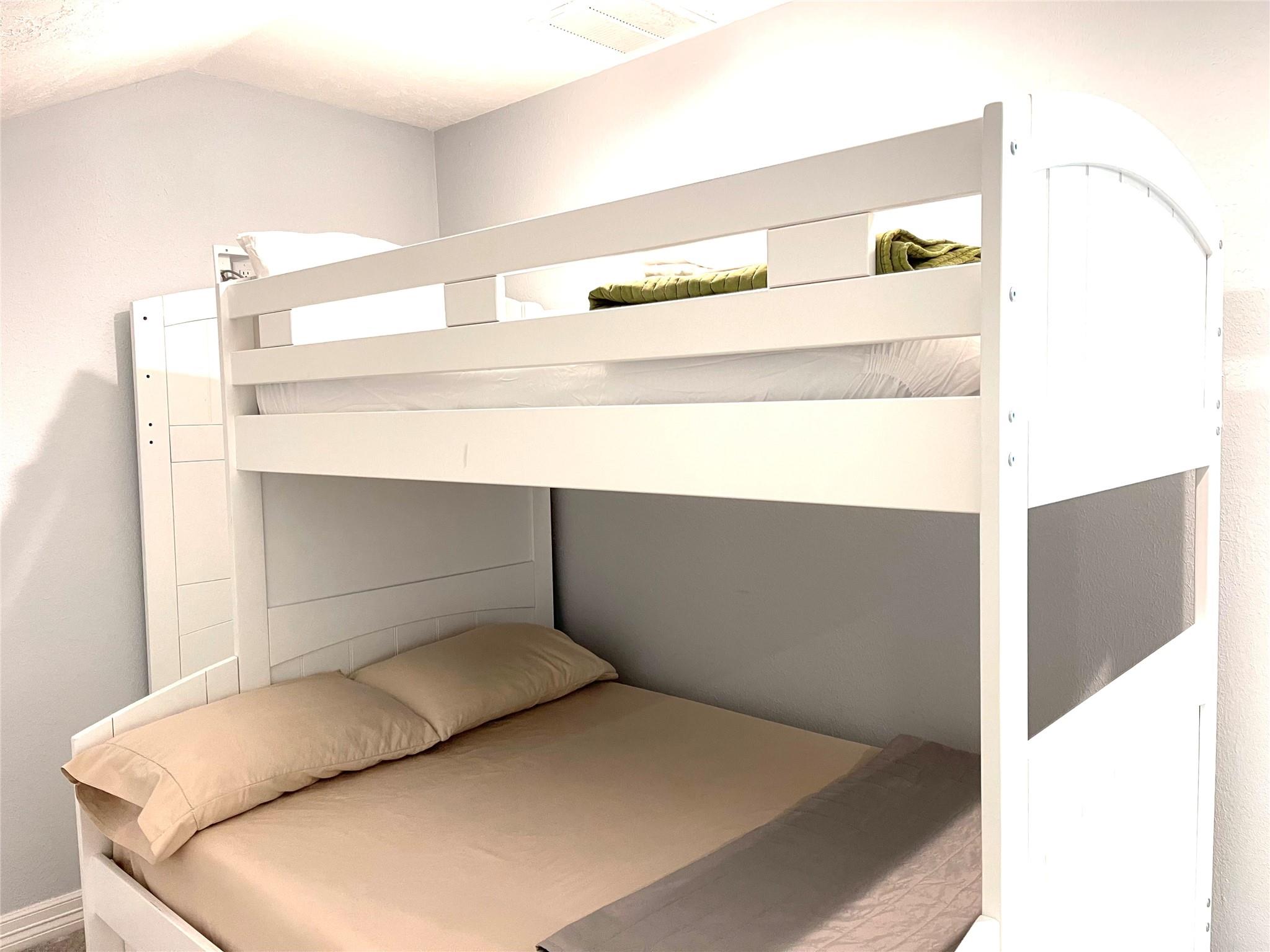 221 Capetown Capetown Way Property Photo 25