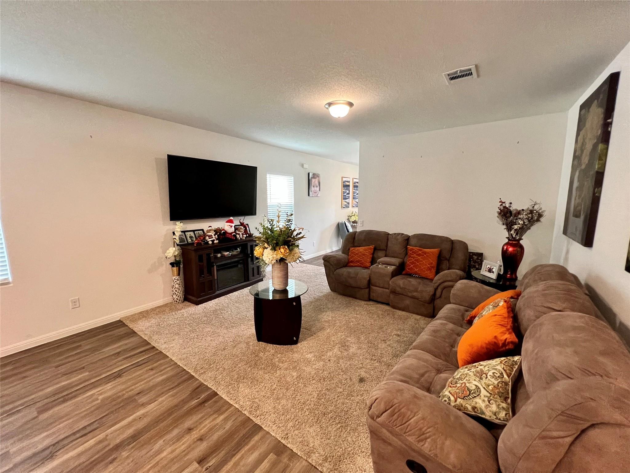 19312 Caymus Dr Property Photo 7
