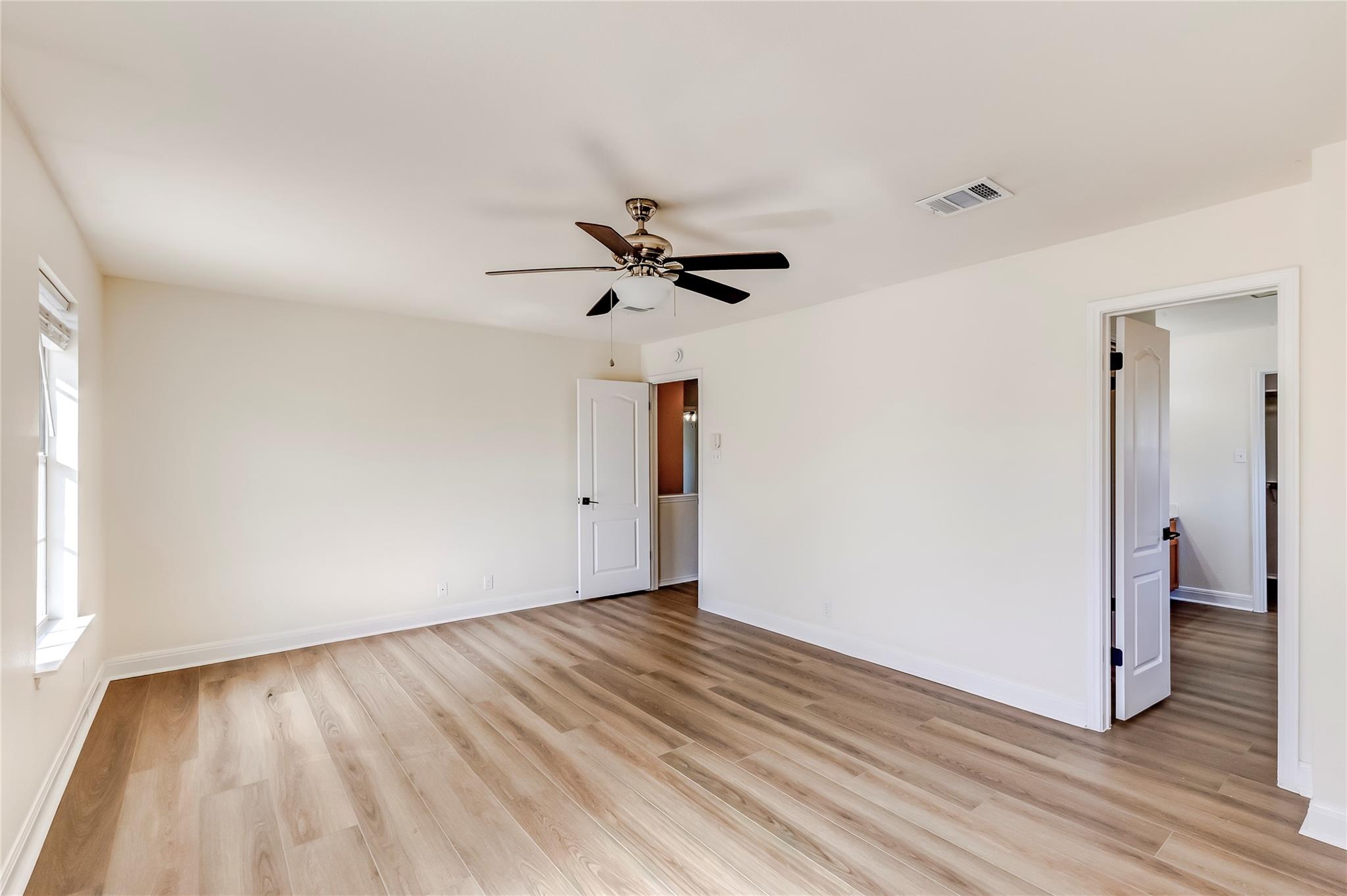 8116 Forest Heights Ln Property Photo 20