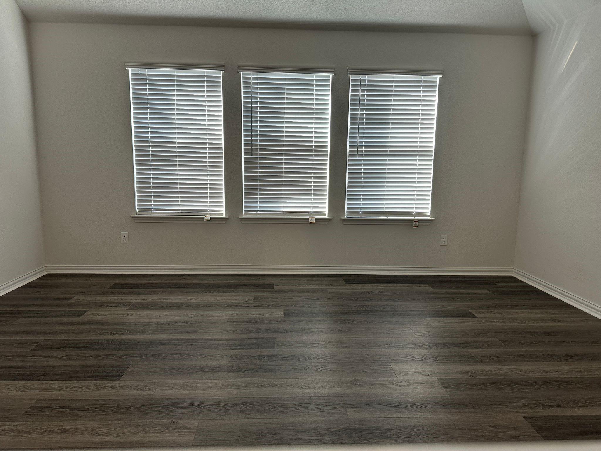 921 Del Raphael Dr Property Photo 23