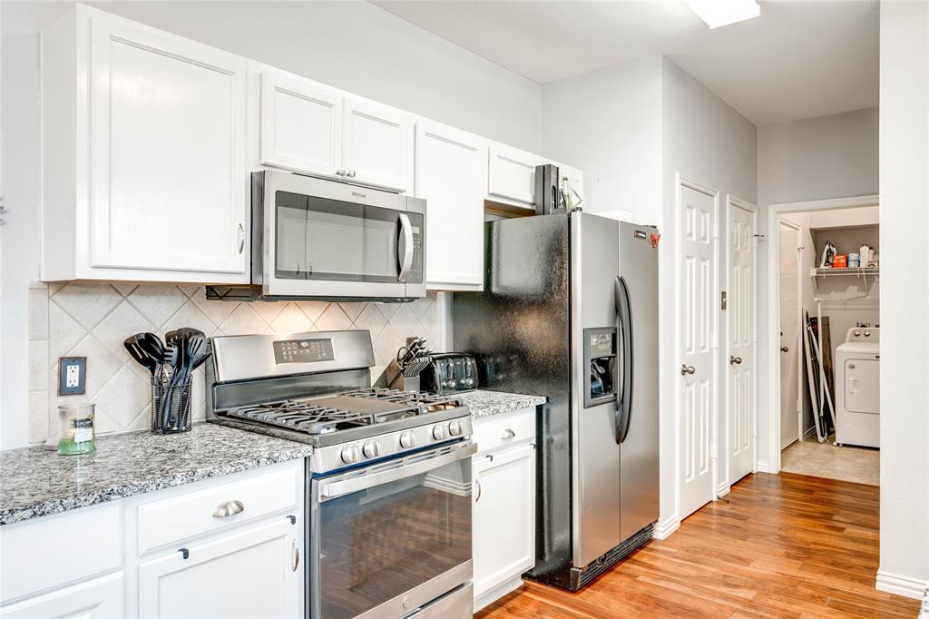 12221 Buzz Schneider Ln Property Photo 10