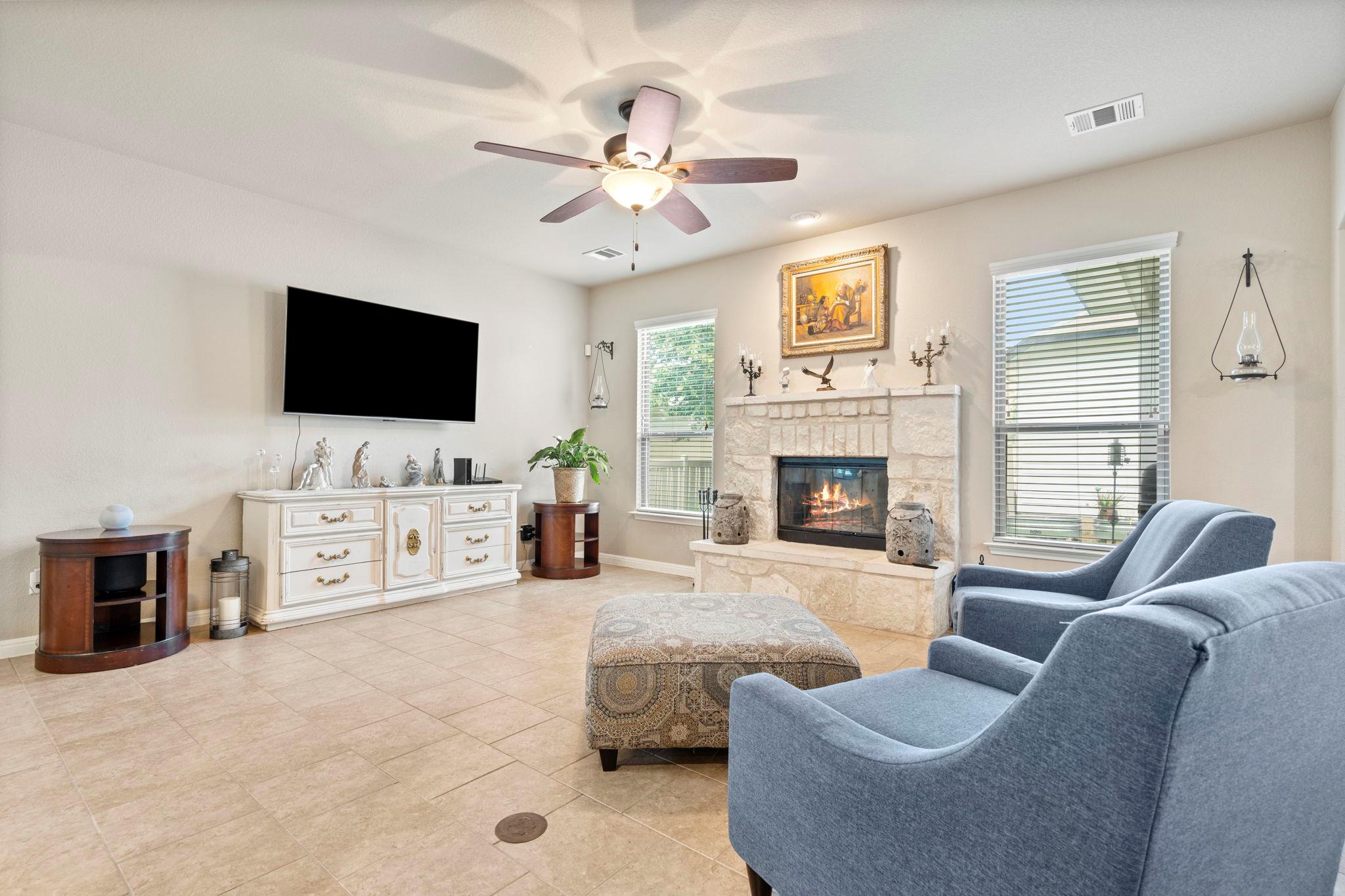 2037 Herzog Blvd Property Photo 14