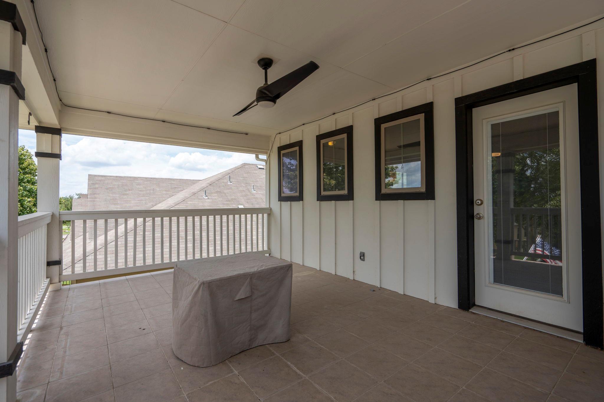 2037 Herzog Blvd Property Photo 29