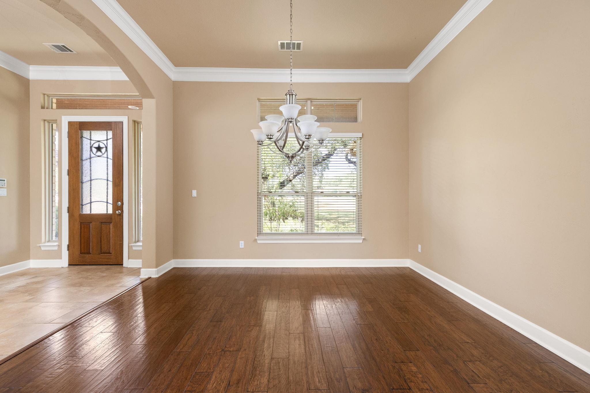 275 Lonely Pine Cv Property Photo 6
