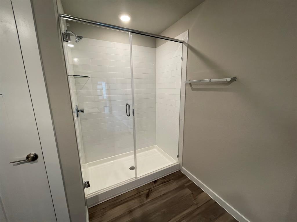 220 Coda Xing Property Photo 16