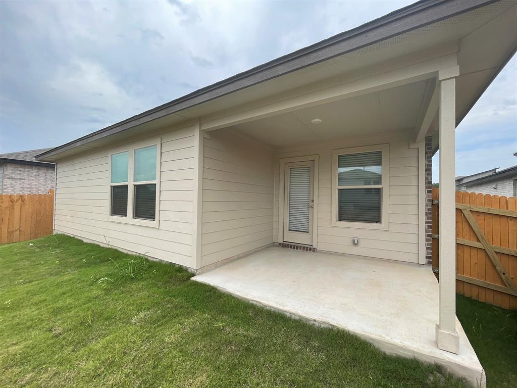 220 Coda Xing Property Photo 19