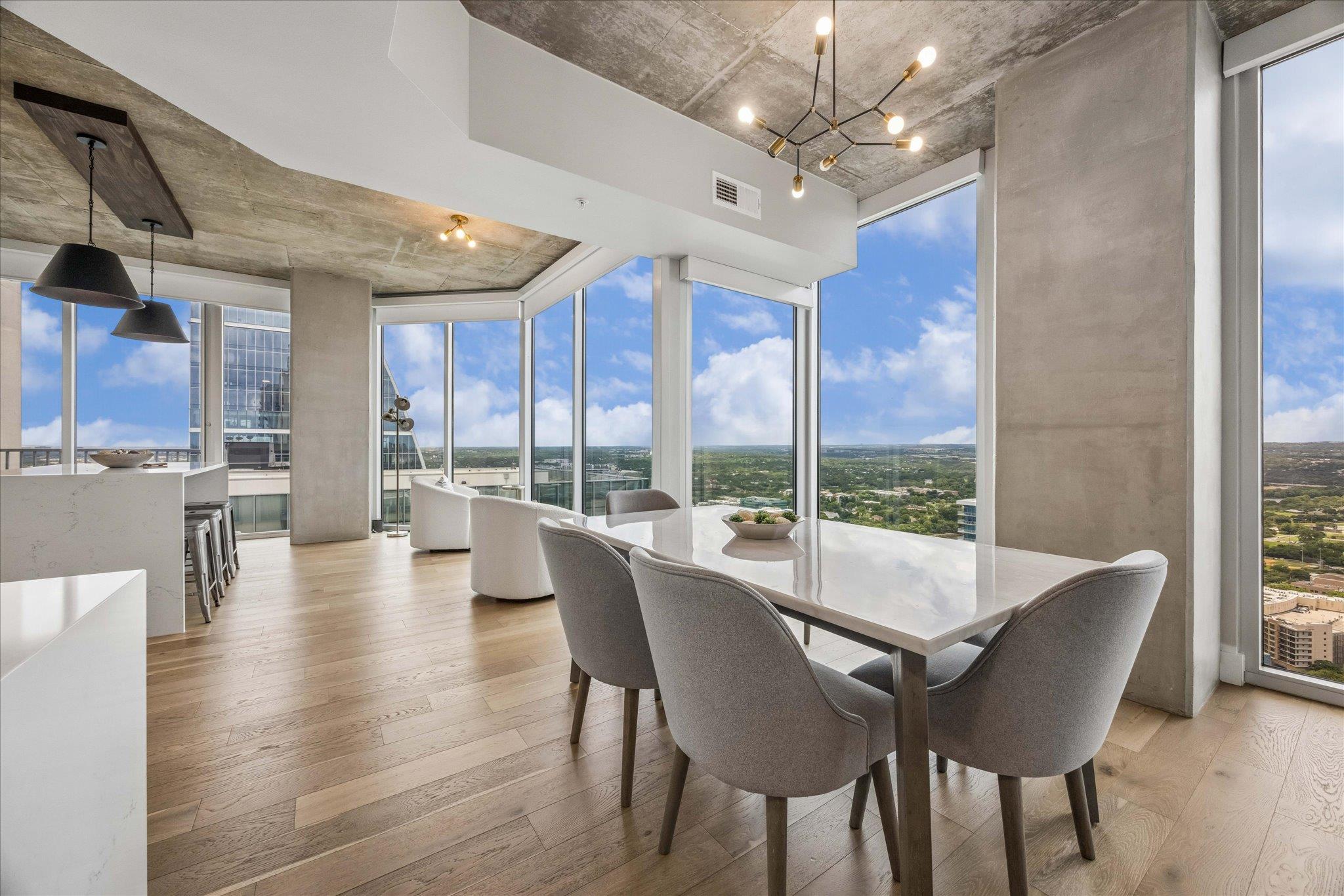 360 Nueces St #3702 Property Photo 9