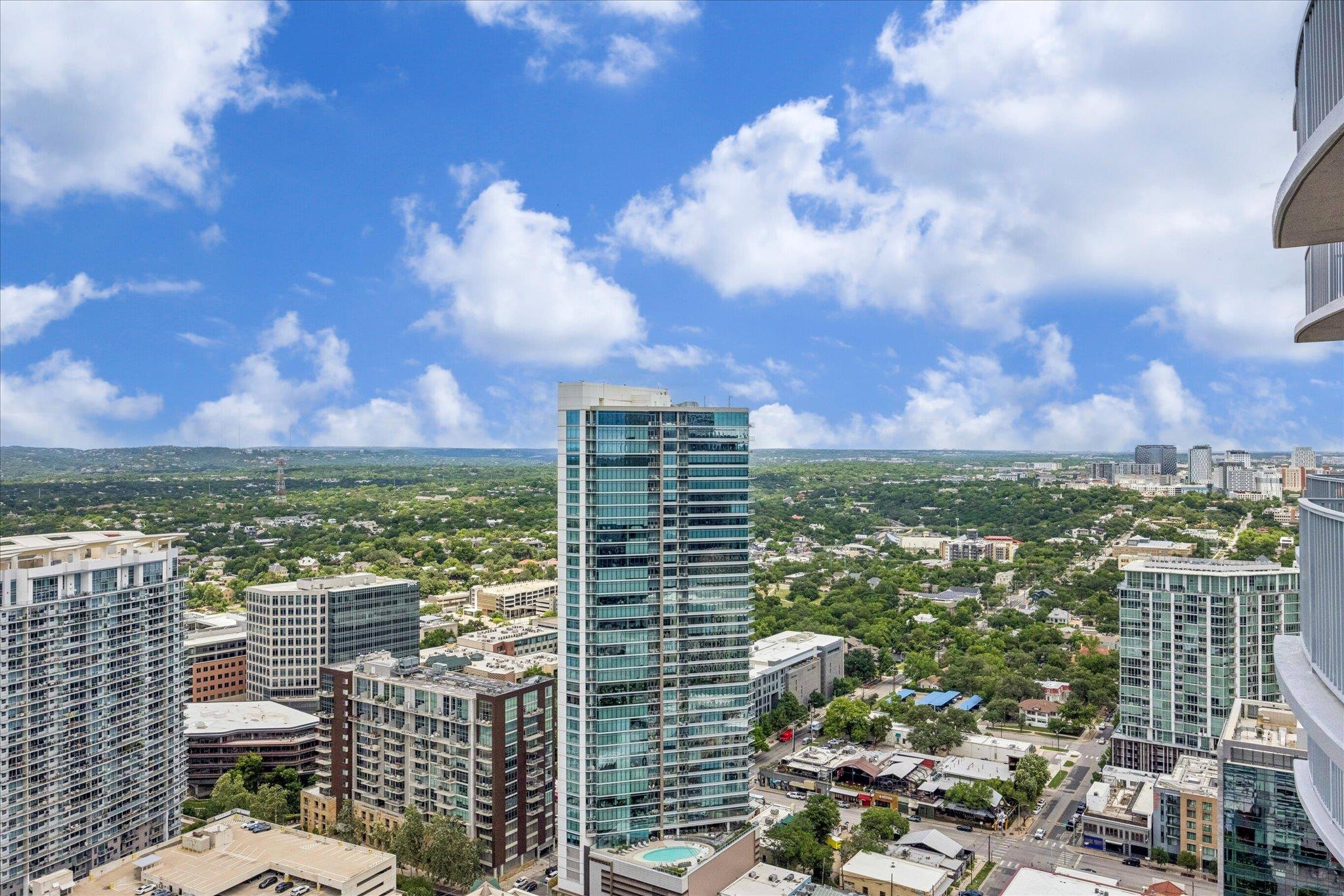 360 Nueces St #3702 Property Photo 17
