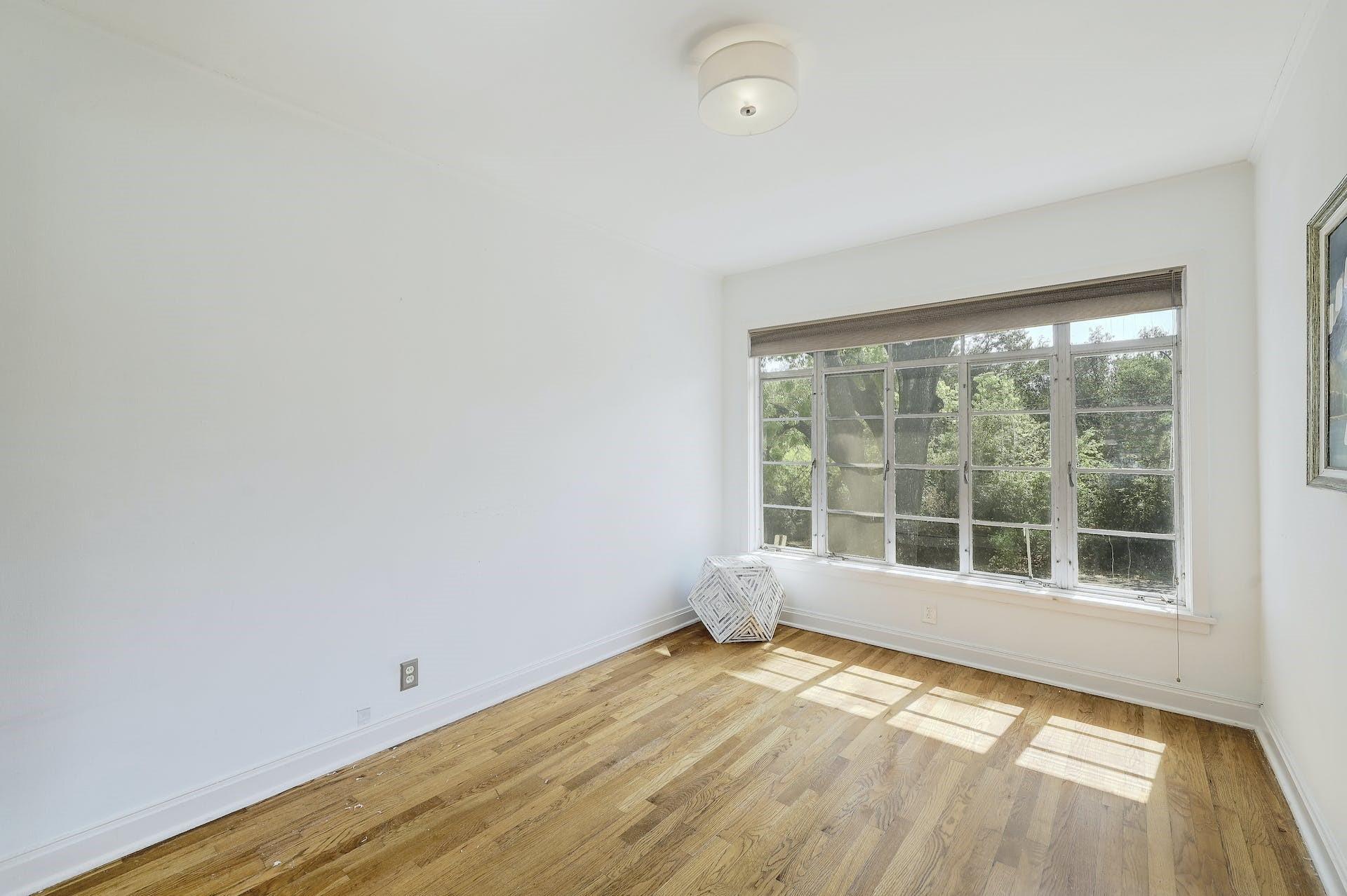 3416 Enfield Rd #b Property Photo 21