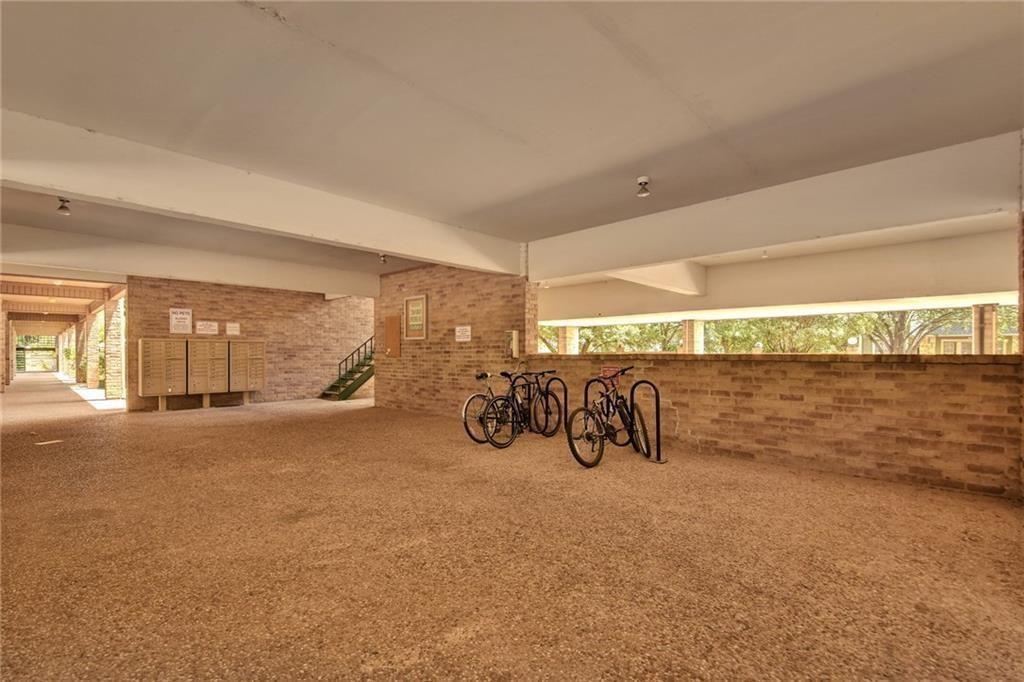 3316 Guadalupe St #201 Property Photo 10