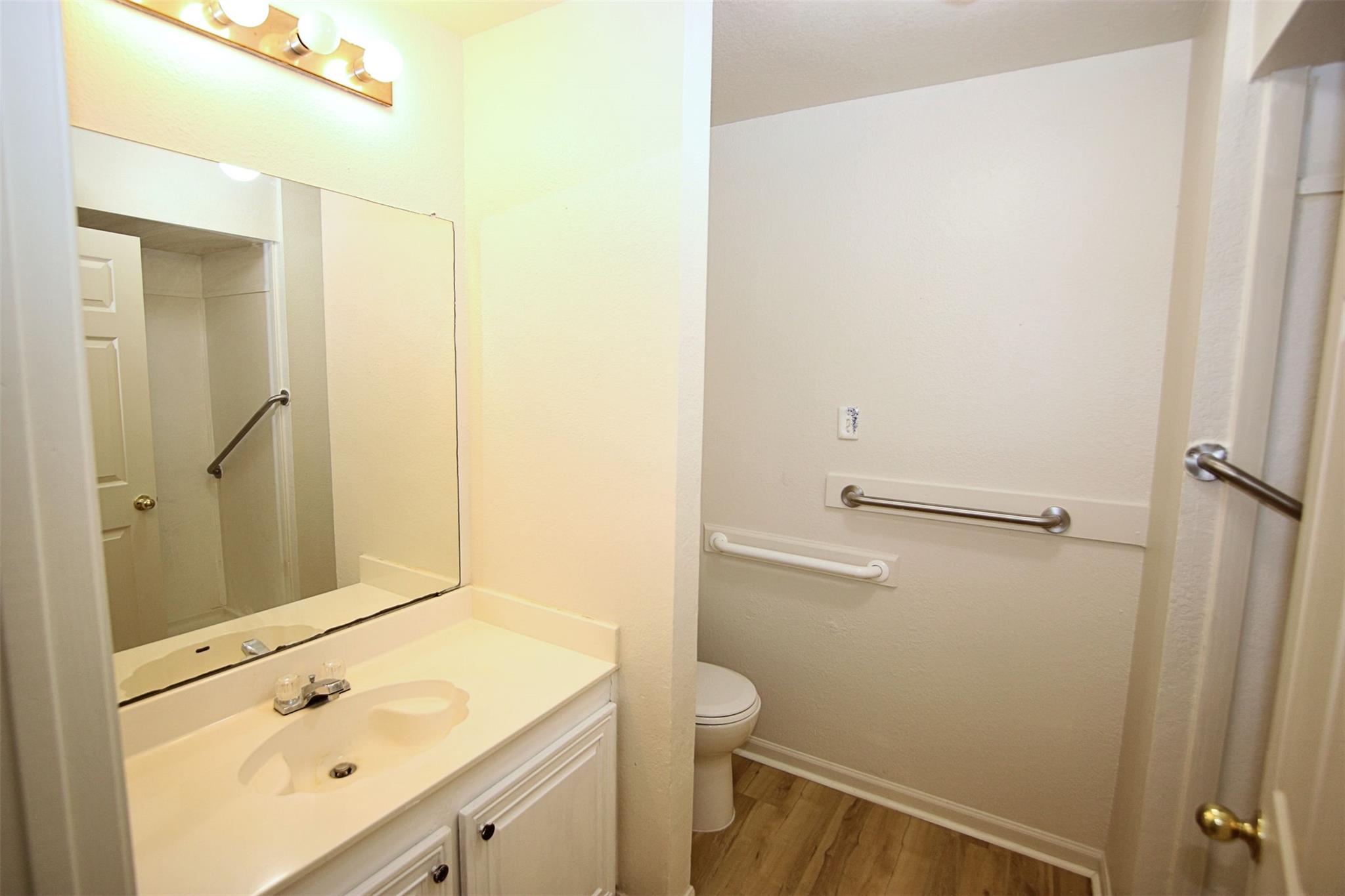 1910 Balsam Way Property Photo 16