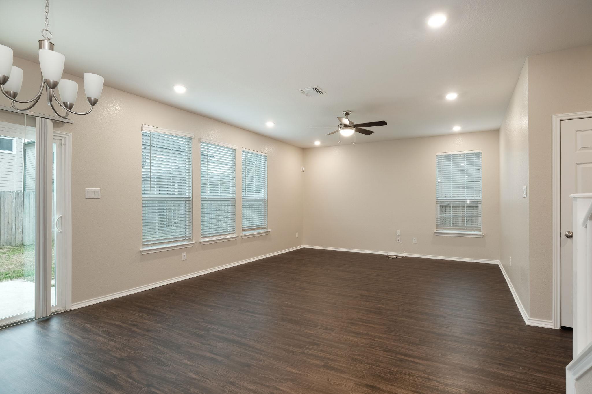 2017 Rhetts Pl Property Photo 2