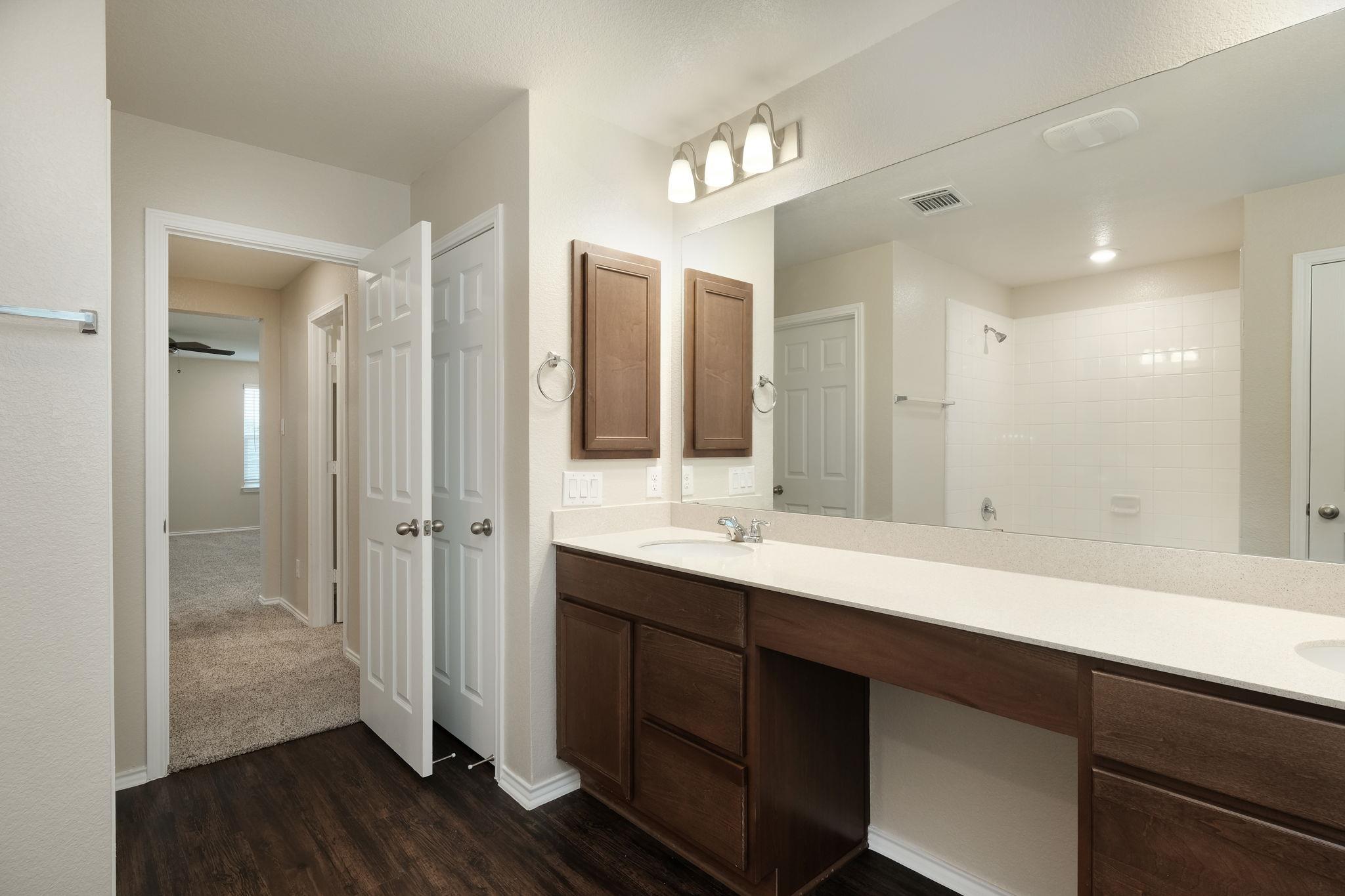 2017 Rhetts Pl Property Photo 8