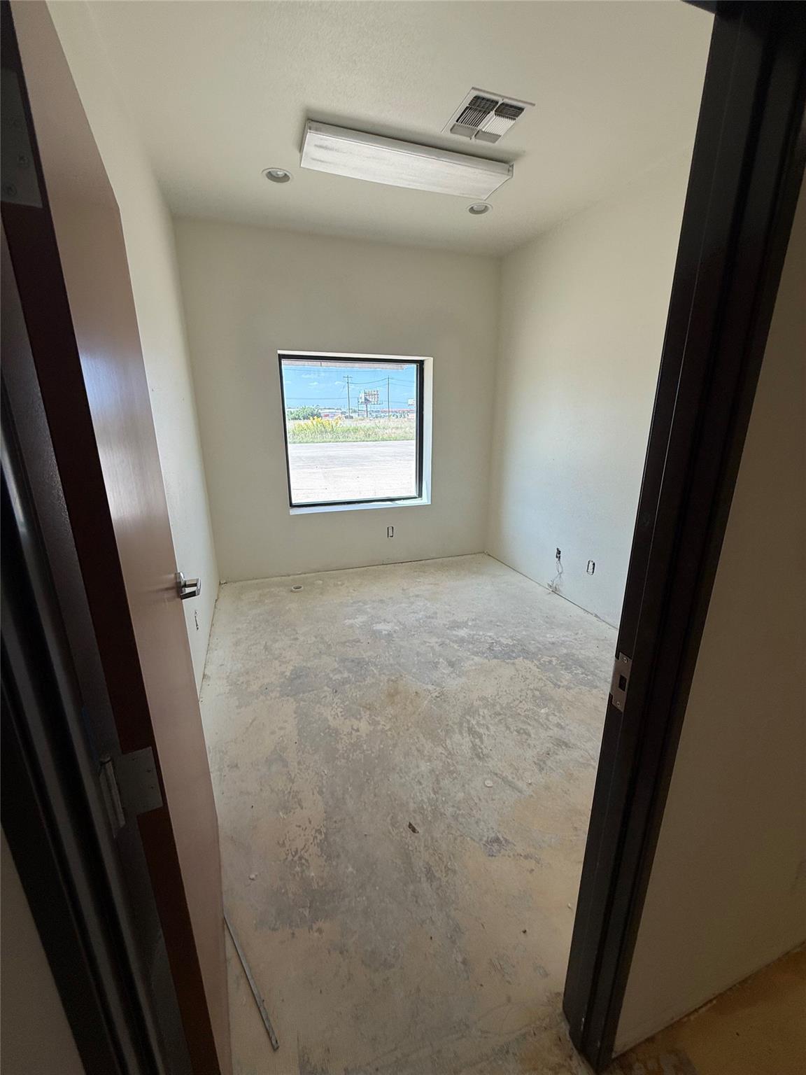 321 Limestone Ter Property Photo 11