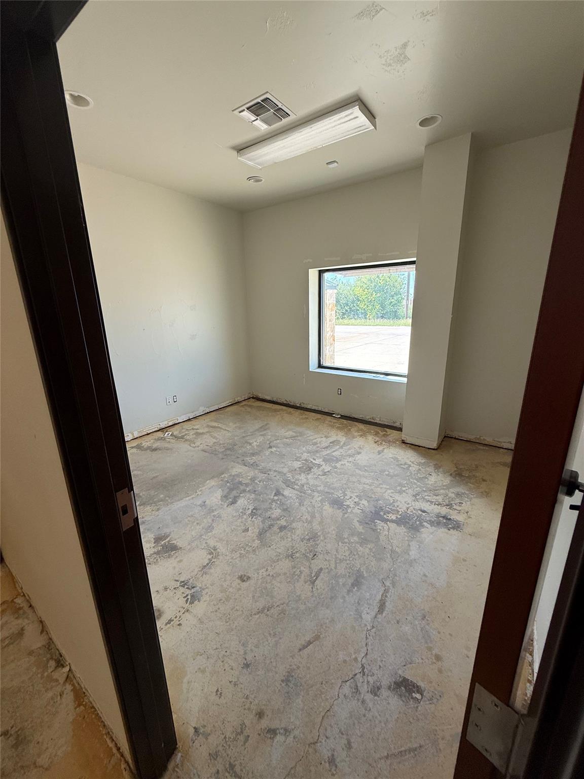 321 Limestone Ter Property Photo 12