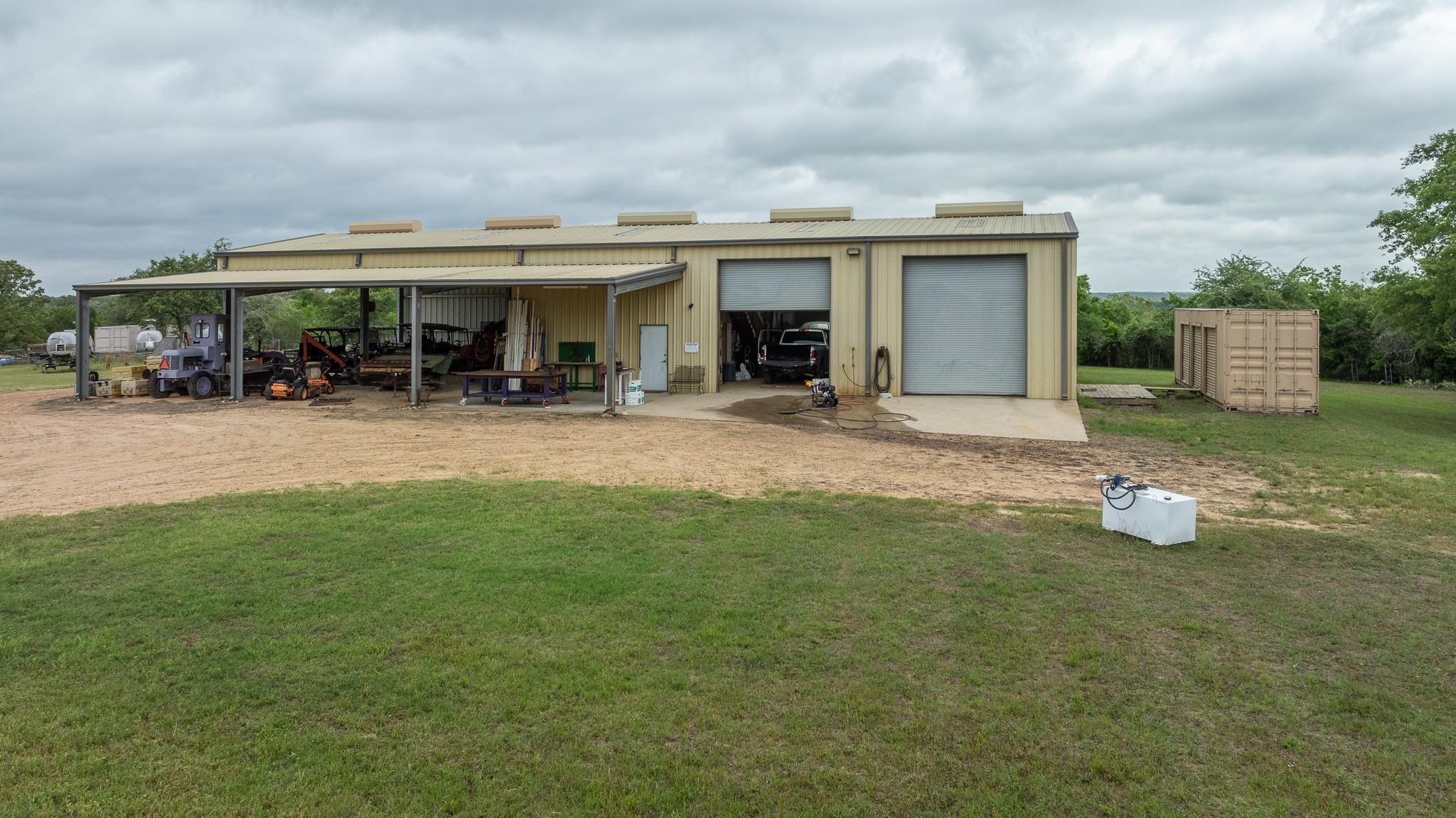 10867 Fm 466 Property Photo 13