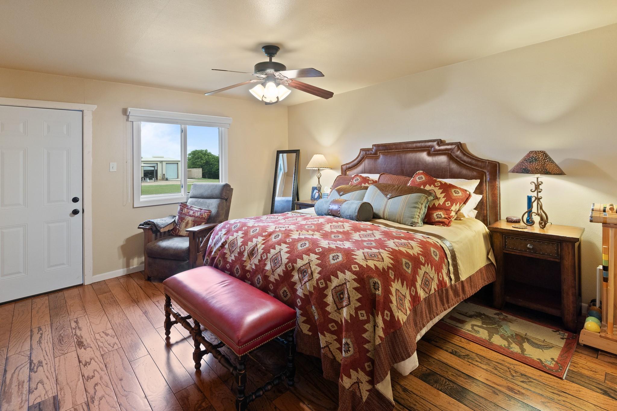 10867 Fm 466 Property Photo 15