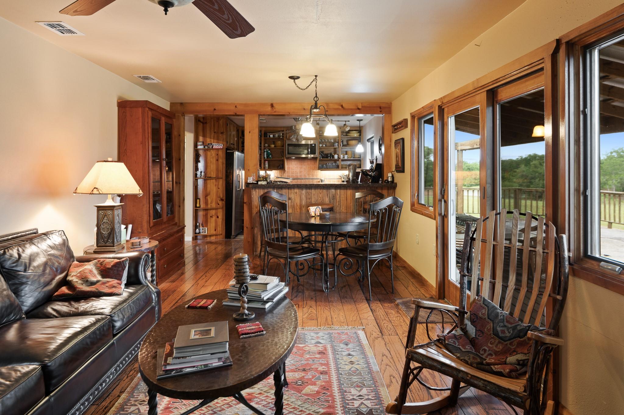 10867 Fm 466 Property Photo 18