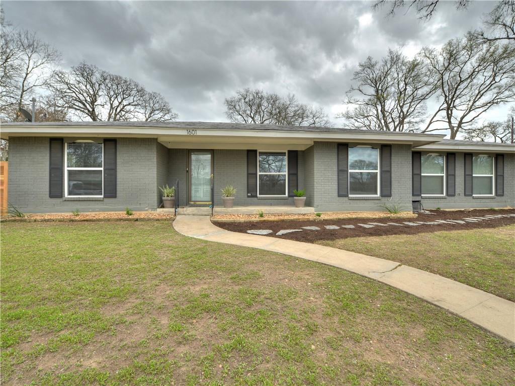 1601 Elmira Rd Property Photo 3