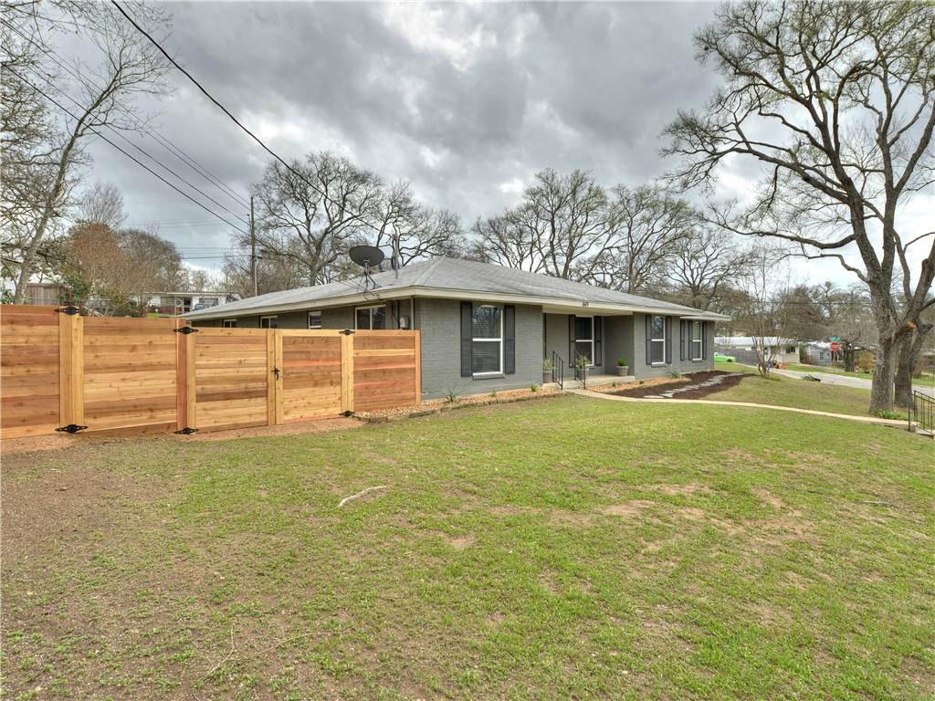 1601 Elmira Rd Property Photo 4