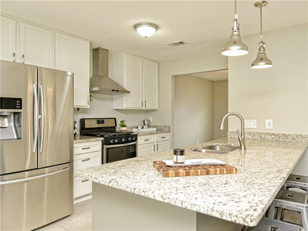 1601 Elmira Rd Property Photo 12