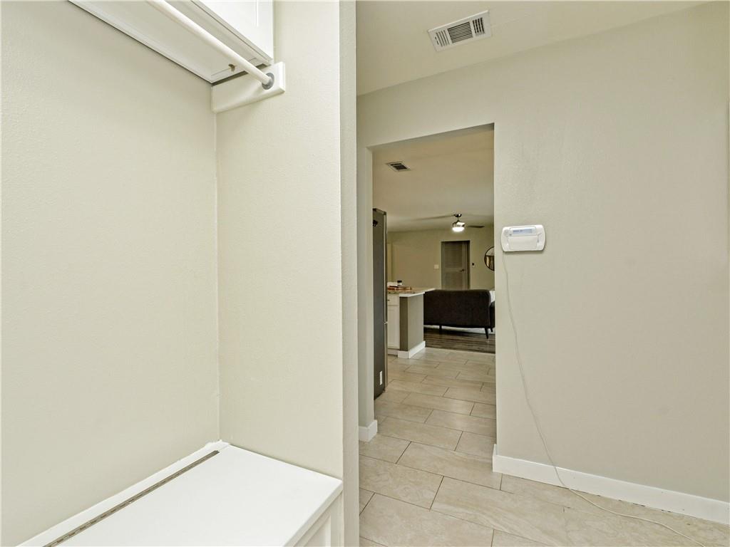 1601 Elmira Rd Property Photo 17