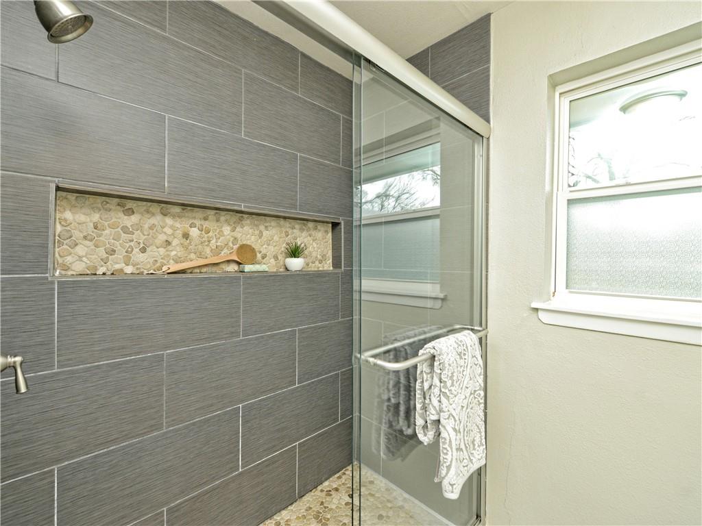 1601 Elmira Rd Property Photo 22