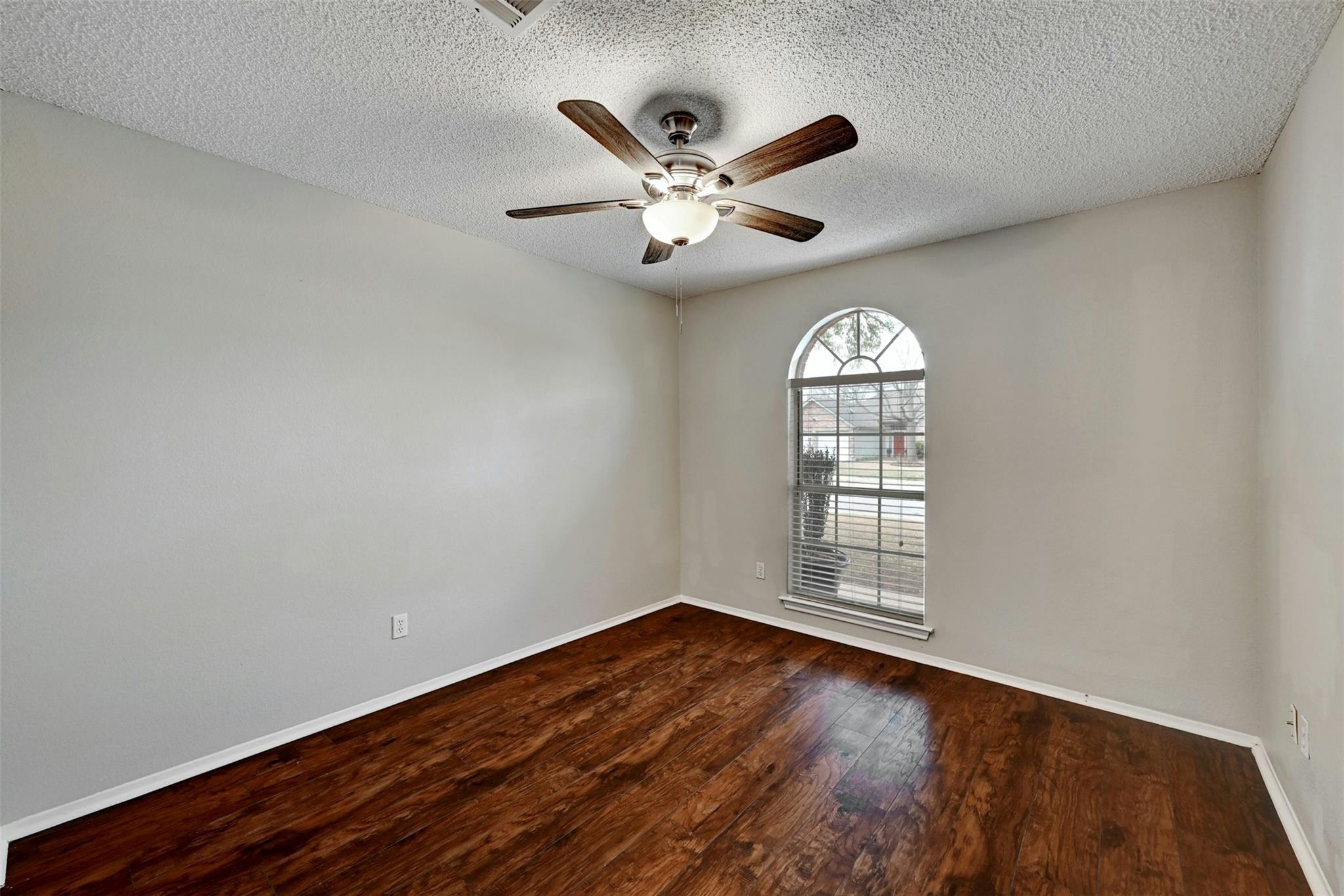 1807 Hollow Tree Blvd Property Photo 26