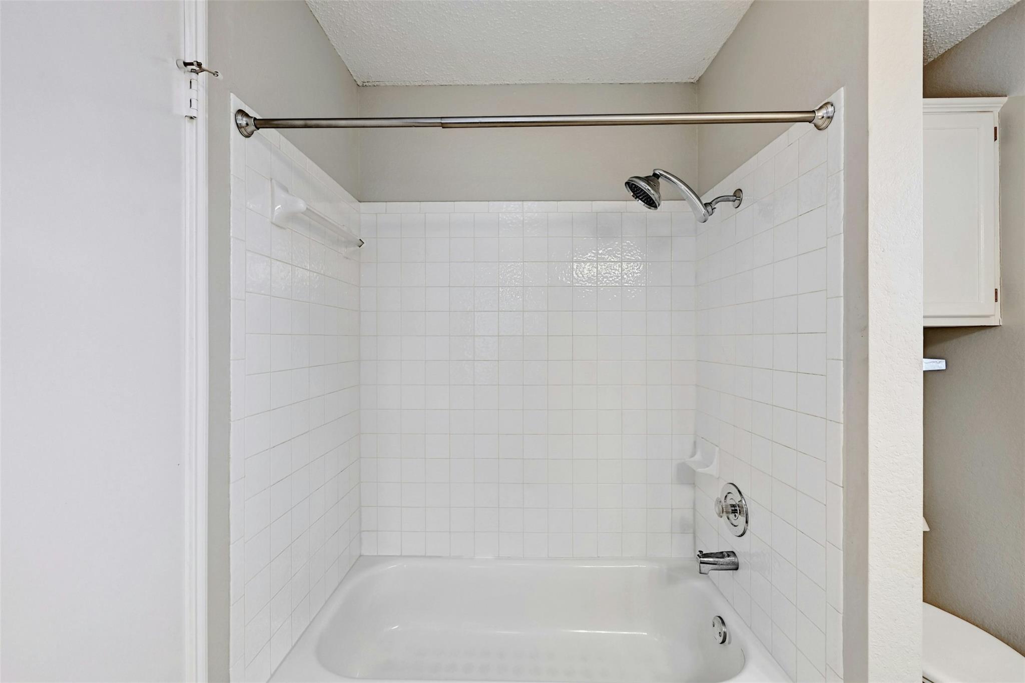 1807 Hollow Tree Blvd Property Photo 26