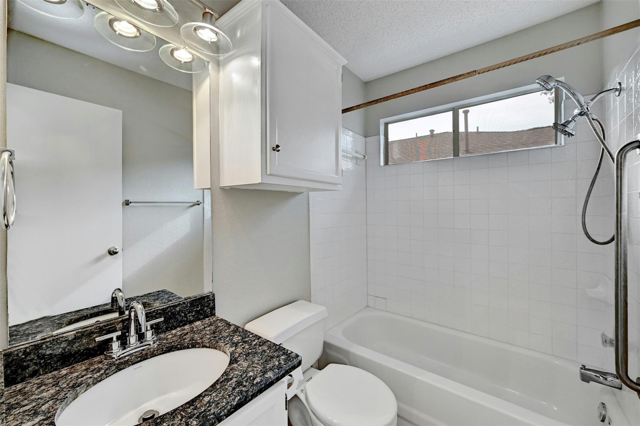 1807 Hollow Tree Blvd Property Photo 29