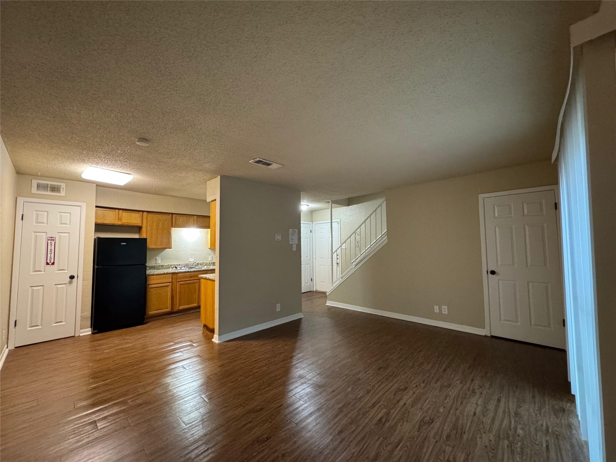 5006 West Wind Trl #104 Property Photo 4